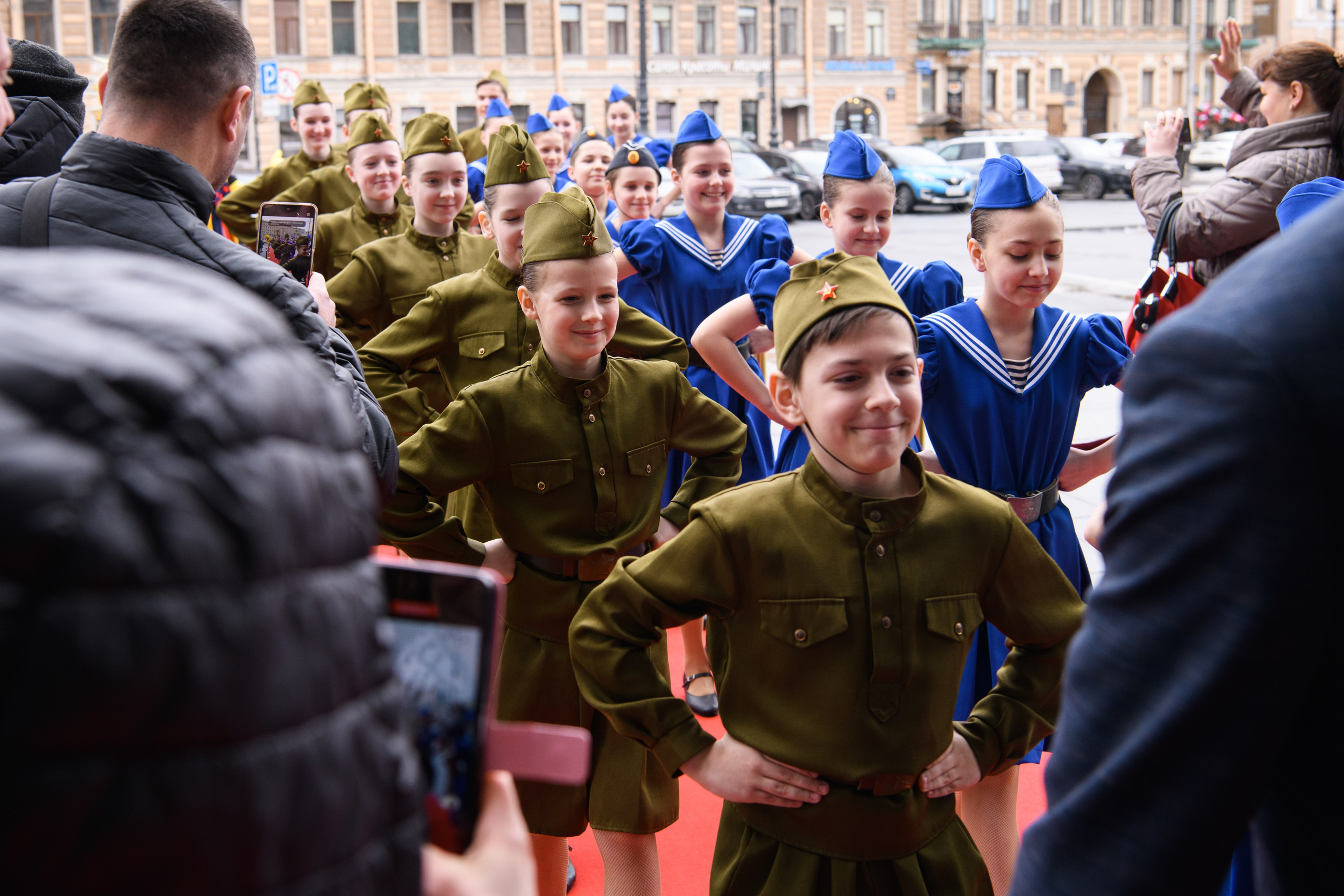 23 апреля, часть 1, БКЗ Октябрьский, г. Санкт-Петербург. Золотое яблочко