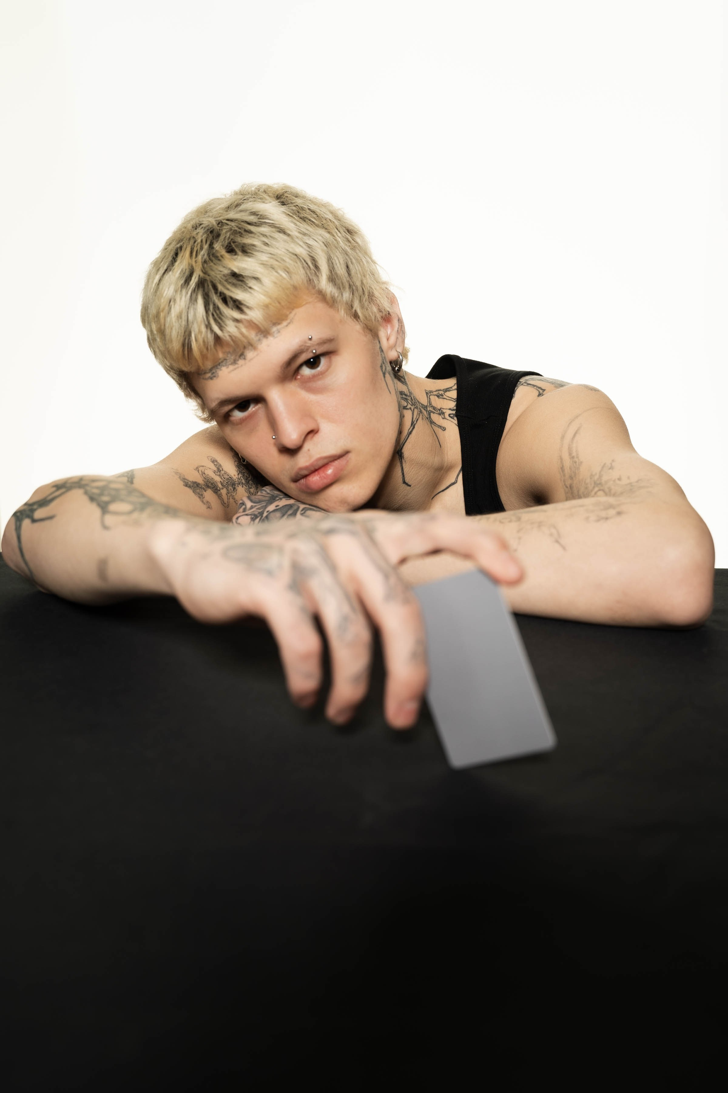 Виктор. Главная