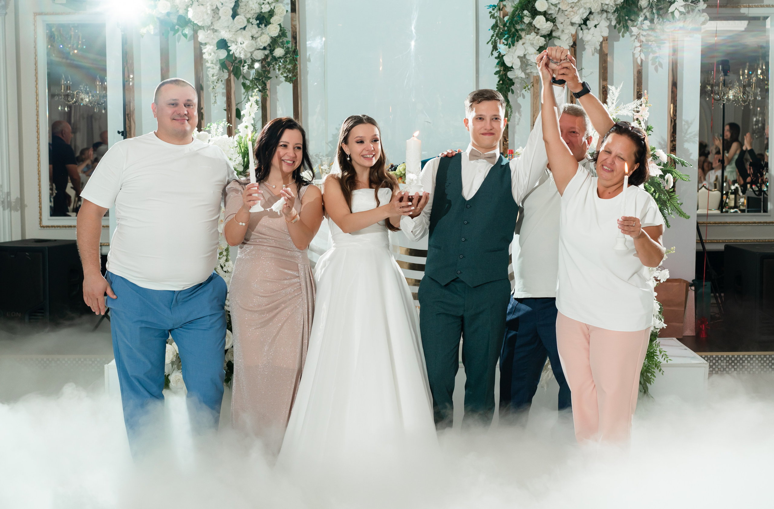 Свадебная фотосессия в Москве. Фотосъёмка в усадьбе Царицыно. Свадебный фотограф Вера Климова