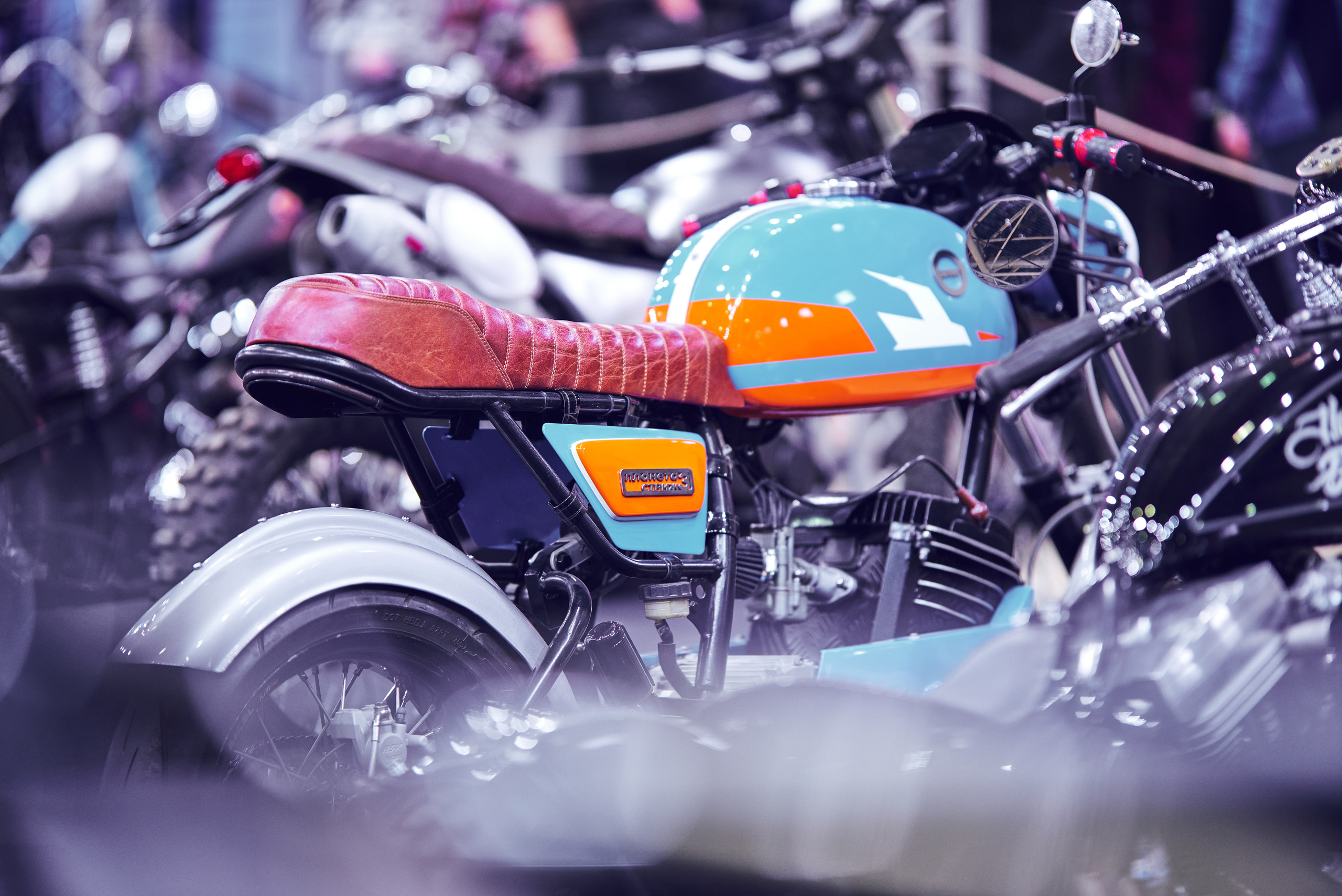 Постановочная съемка/Выставки. Репортажная съемка. Петр Зубачек