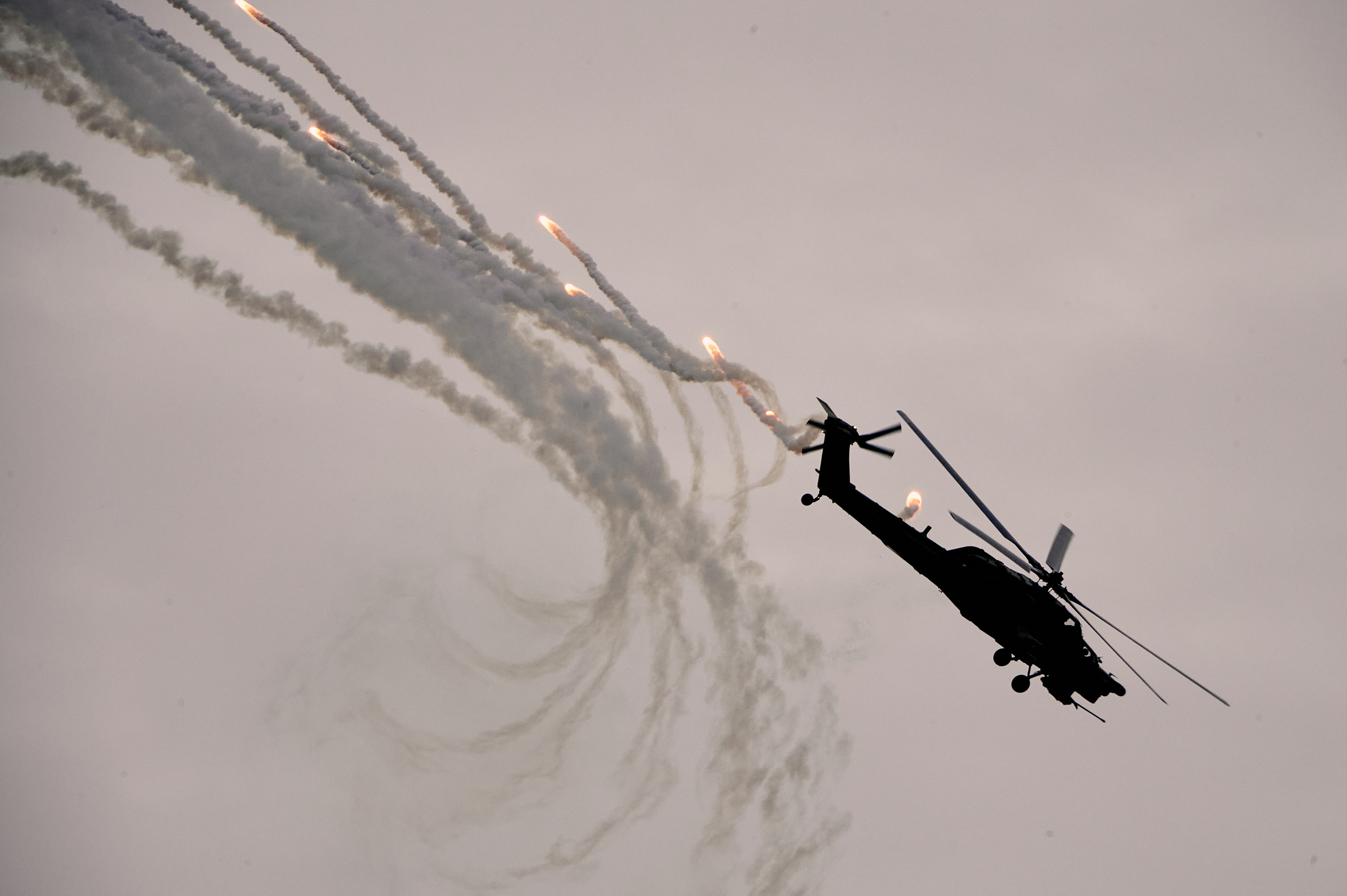 Авиа. Репортажная съемка. Петр Зубачек