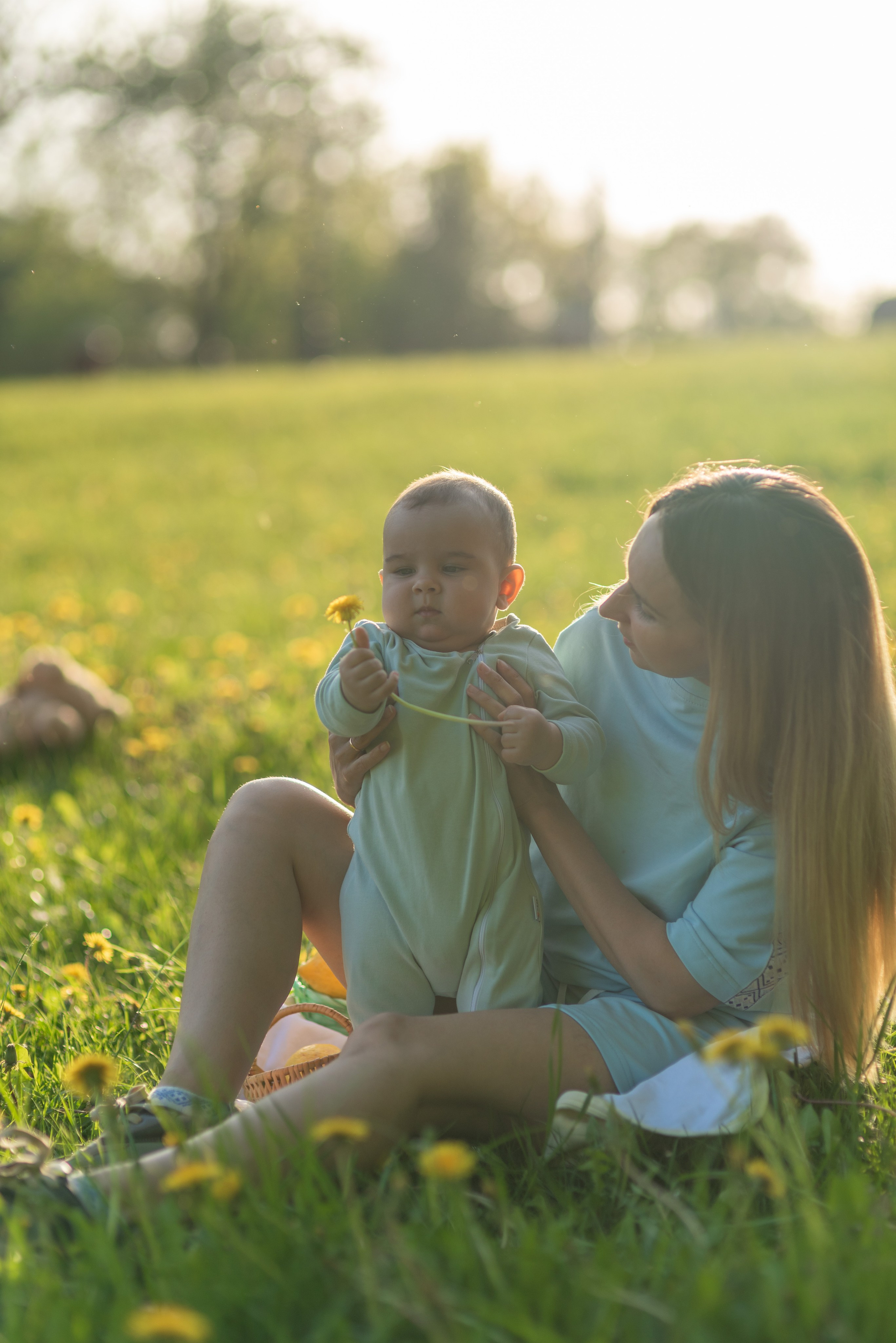 Семья в Лошицком парке. Фотограф Крещения и Венчания. Минск и другие города. Почтенная Наташа