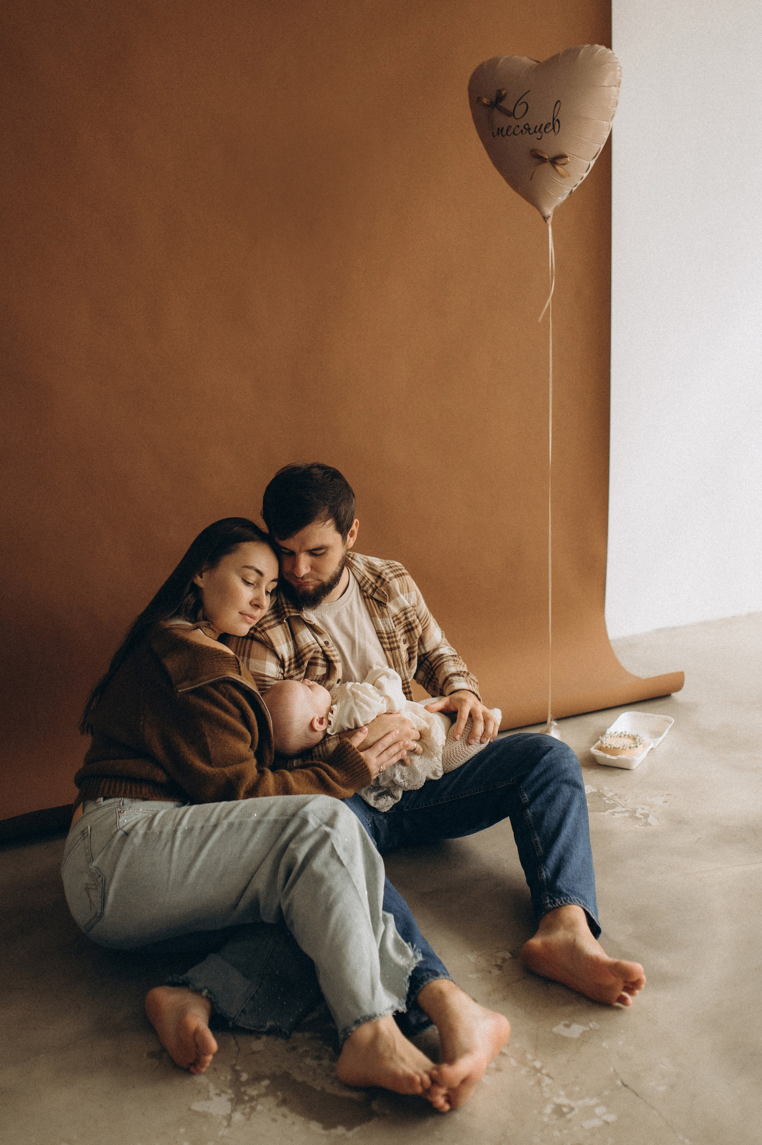 СЕМЕЙНАЯ СЪЕМКА В СТУДИИ. Семейный фотограф в Новосибирске Женя Индрикова