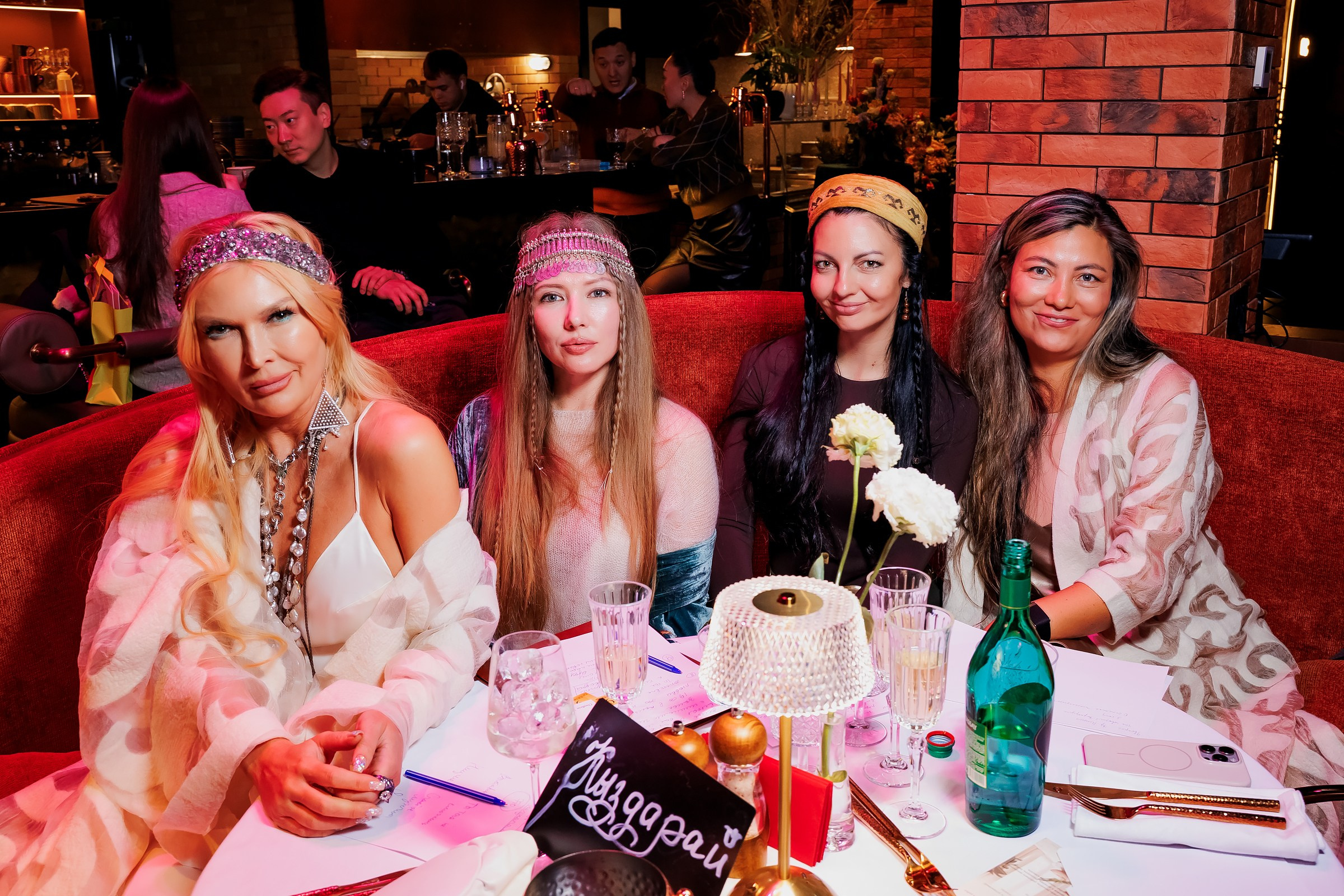 Вокруг Света за 60 Секунд-Sunset Meat Restaurant. Репортажный фотограф в Алматы Каюпов Сержан
