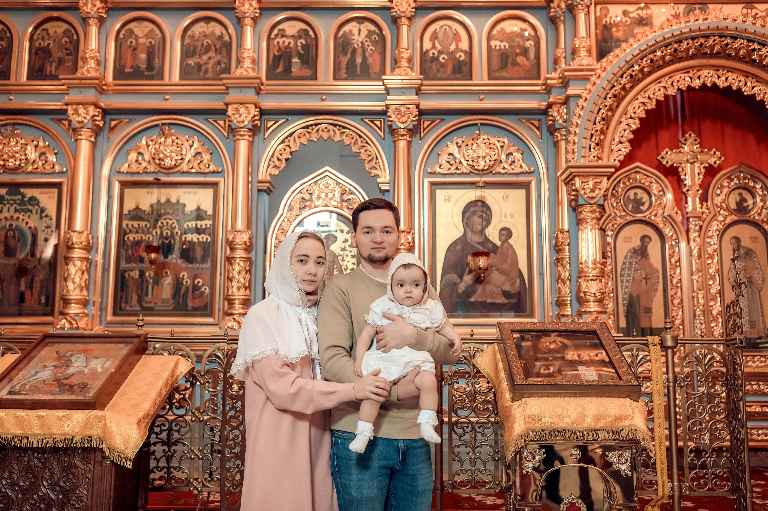 Съемки в храме. Семейный и церковный фотограф в Нефтеюганске