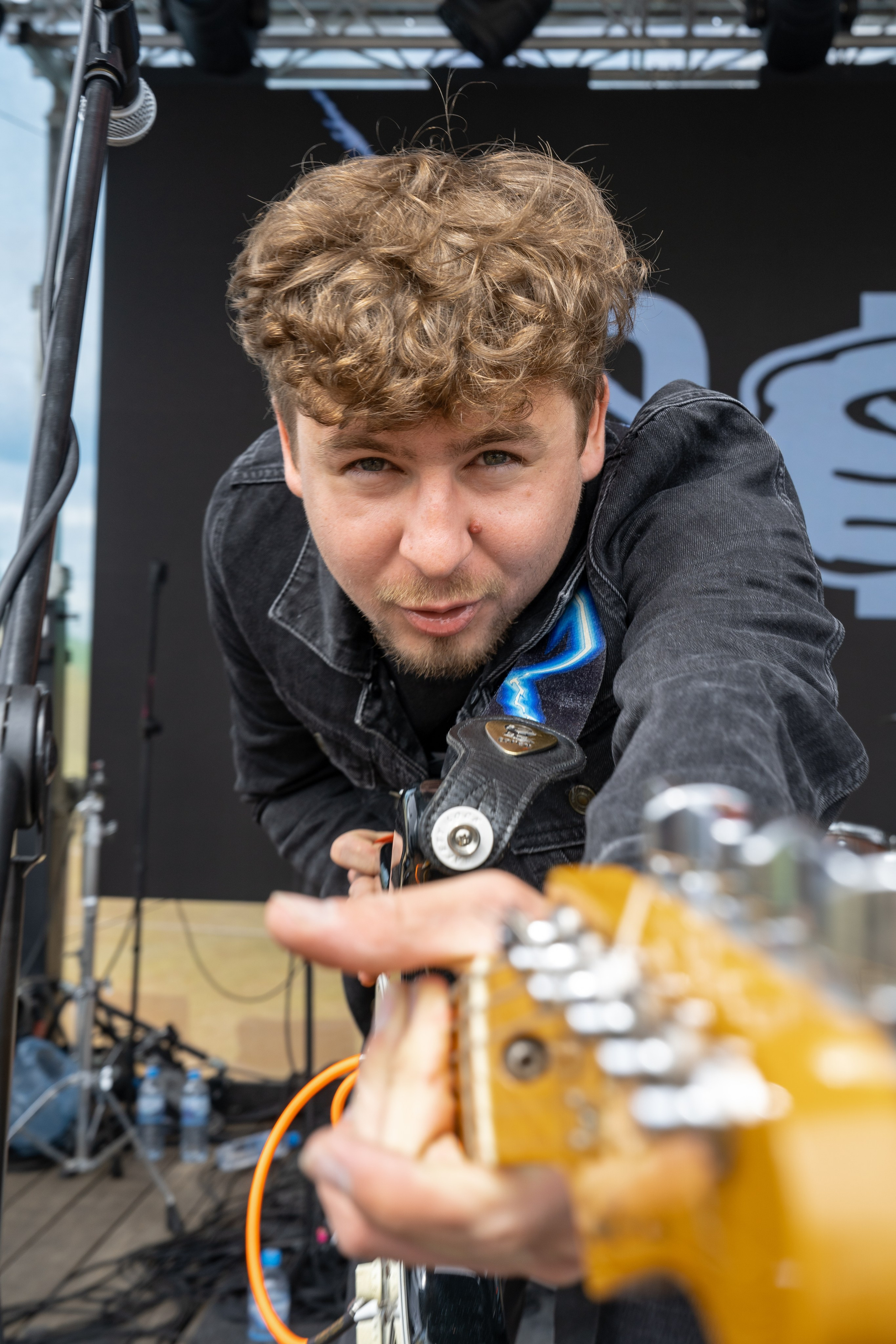 Фотоотчет с главного панк-рок фестиваля страны Anti-Party 2025. Фотограф Николай Прокофьев модельные тесты в Москве