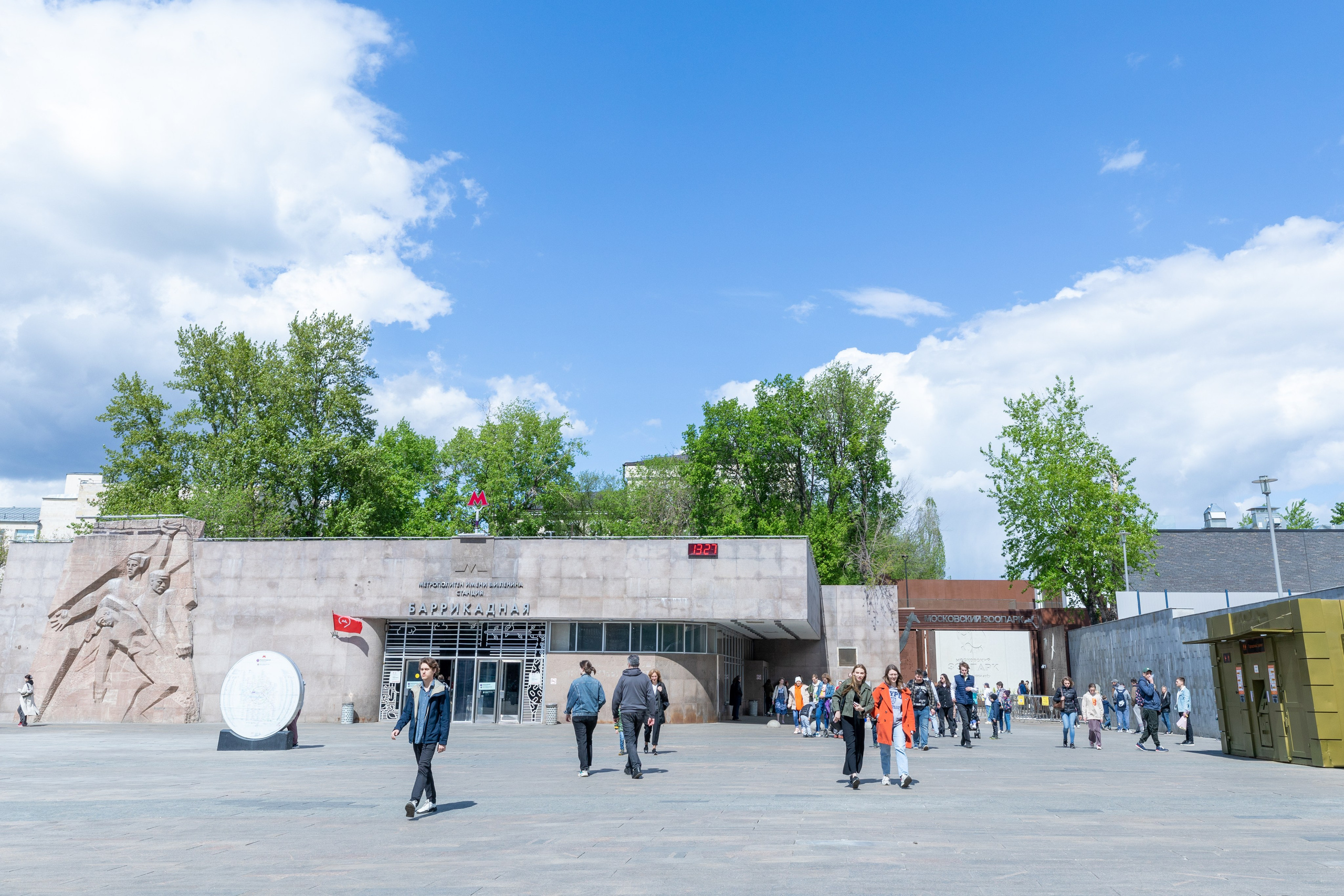 Вход в Московский зоопарк. Фотограф Ольга Эмбер