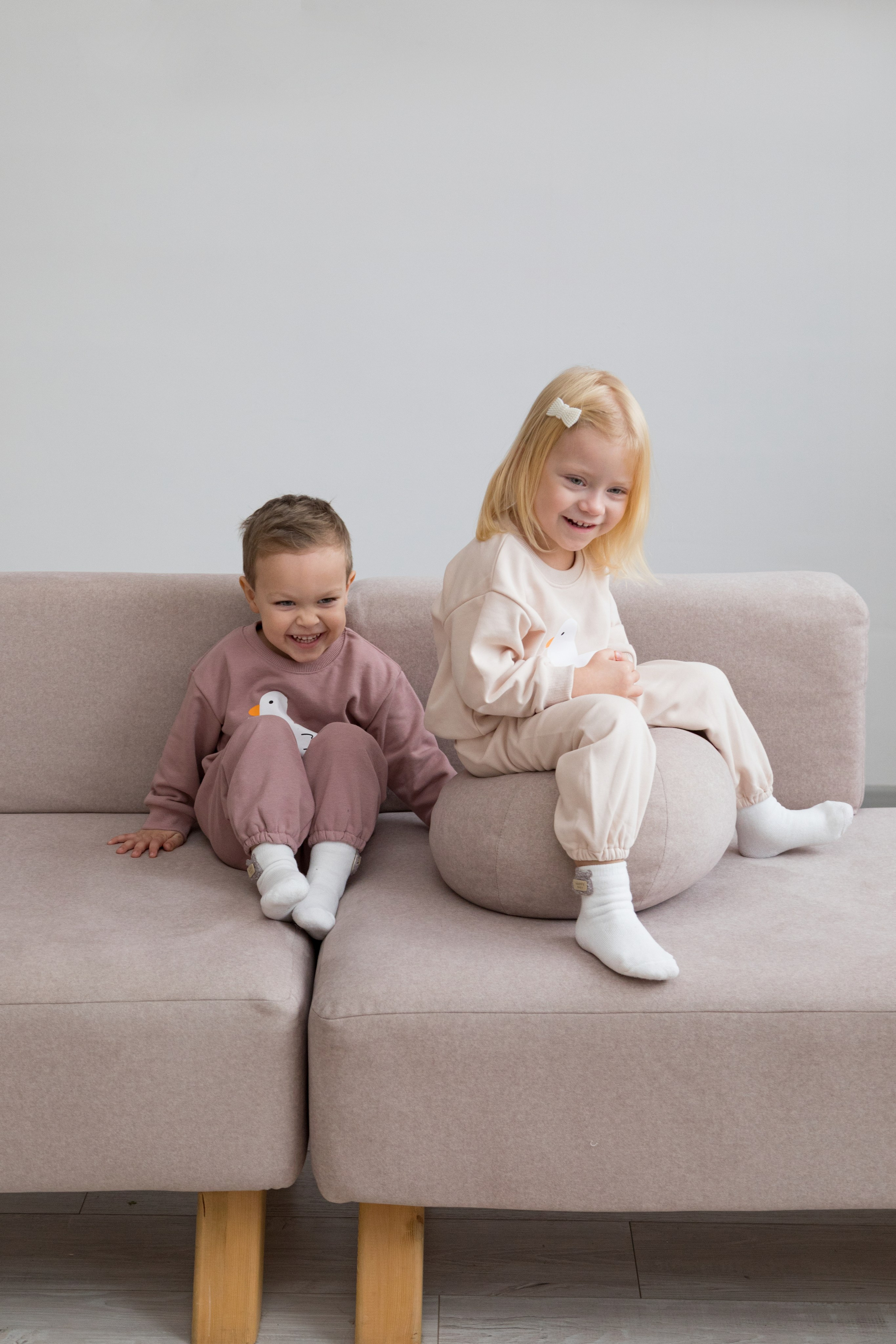 Фотосессия детской одежды для маркетплейсов Wildberries, Ozon. Детский и контент фотограф Надя Волкова Санкт-Петербург