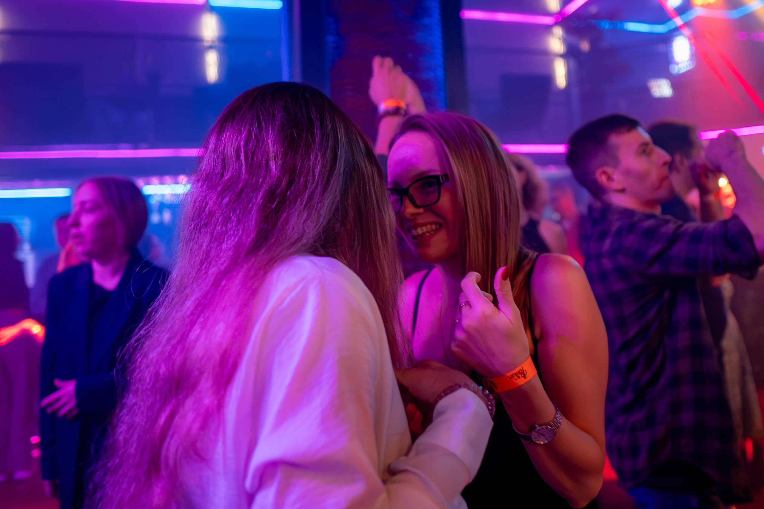 Клубная | 26.09.2025. Галерея Фантим