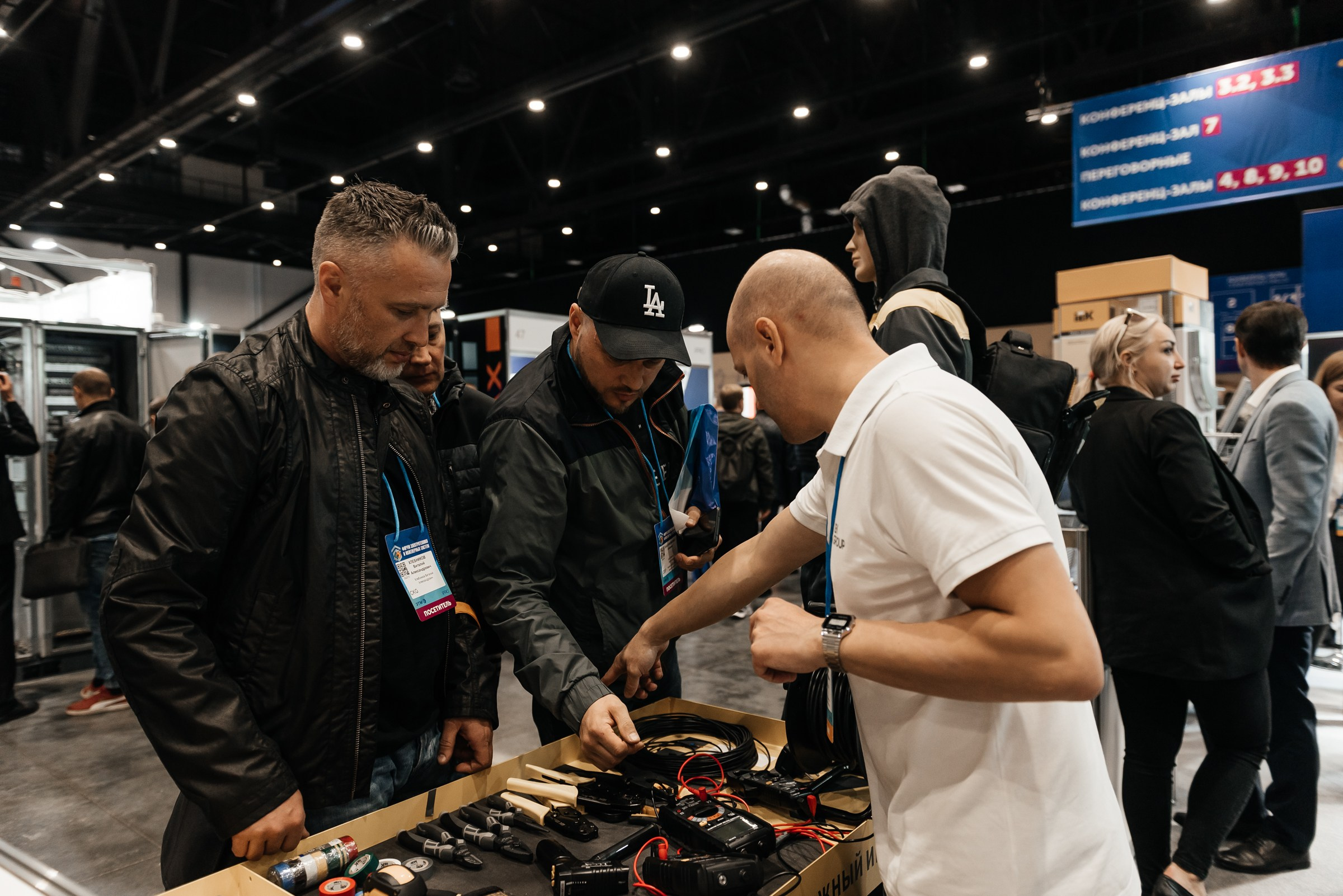 Репортажная съёмка на форуме ЭТМ. Свадебный фотограф в Санкт-Петербурге Венера Ахметова