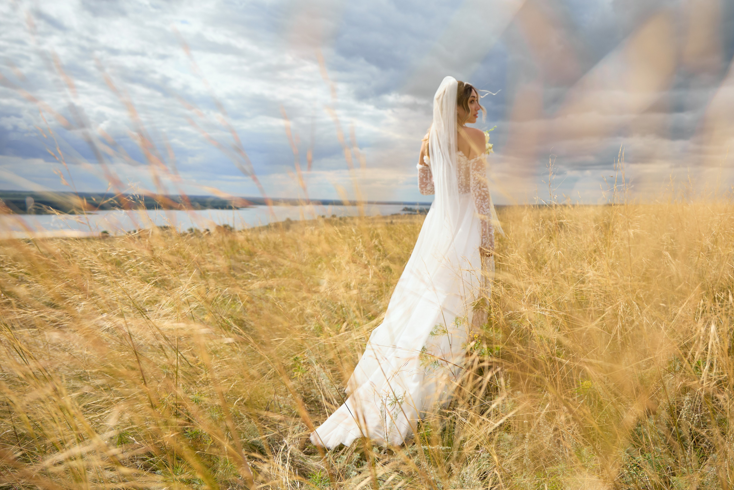 Иванов Дмитрий фотосессия свадебная в поле