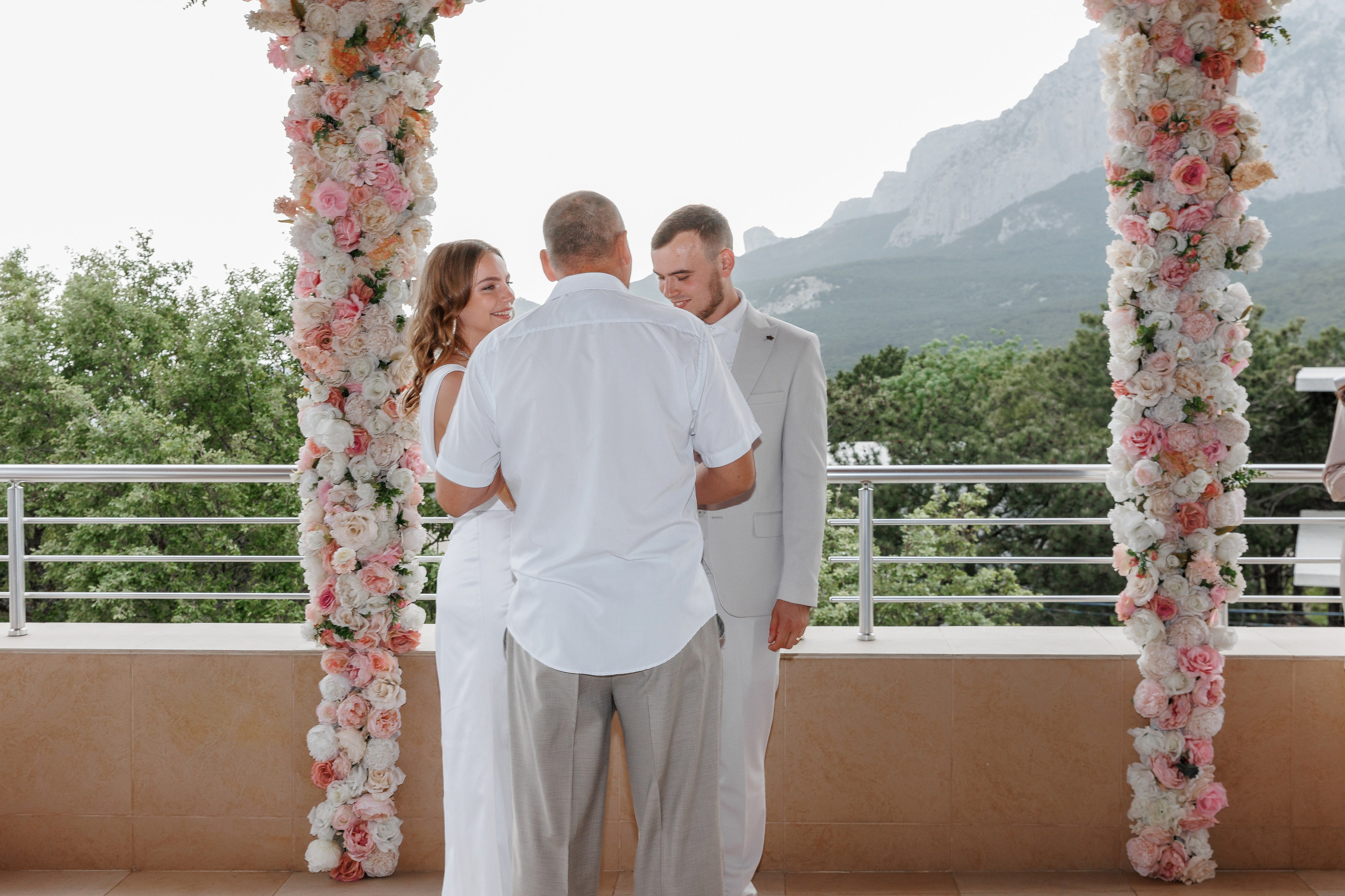 Весенняя Гаспра, Вилла Танго. Анонс свадьбы Максима и Дианы. Свадебный фотограф в Крыму и Севастополе Ольга Баскакова