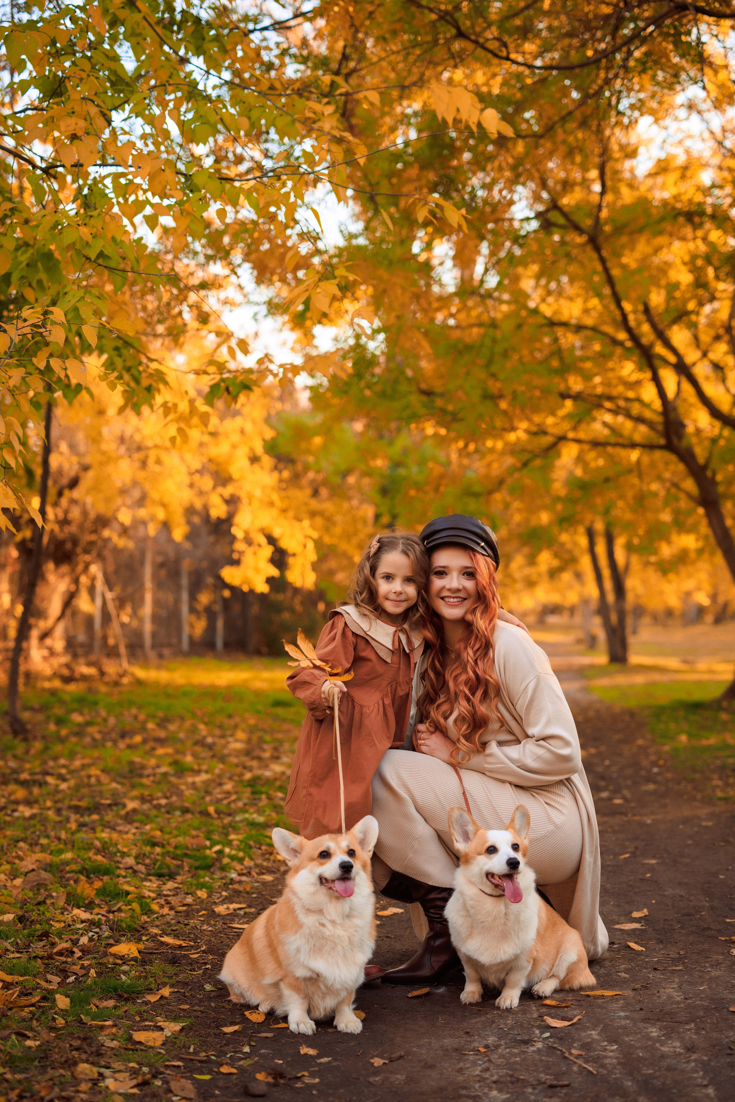 Осенняя семейная фотосессия в парке с Корги. Семейный и детский фотограф в Краснодаре Анна Трашкова