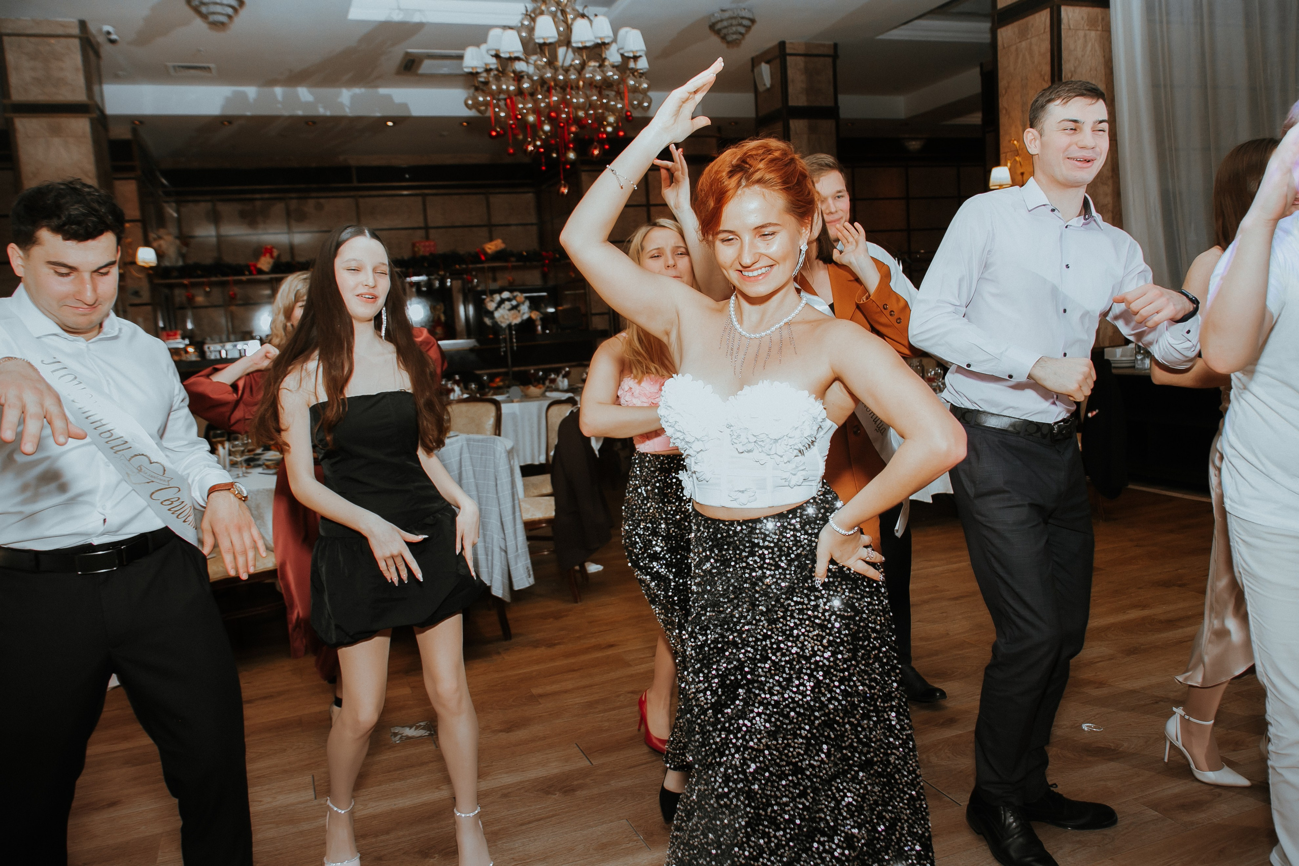 Съемка выездной регистрации в отеле. Свадебный и репортажный фотограф в Ярославле и Санкт-Петербурге Роман Микрюков