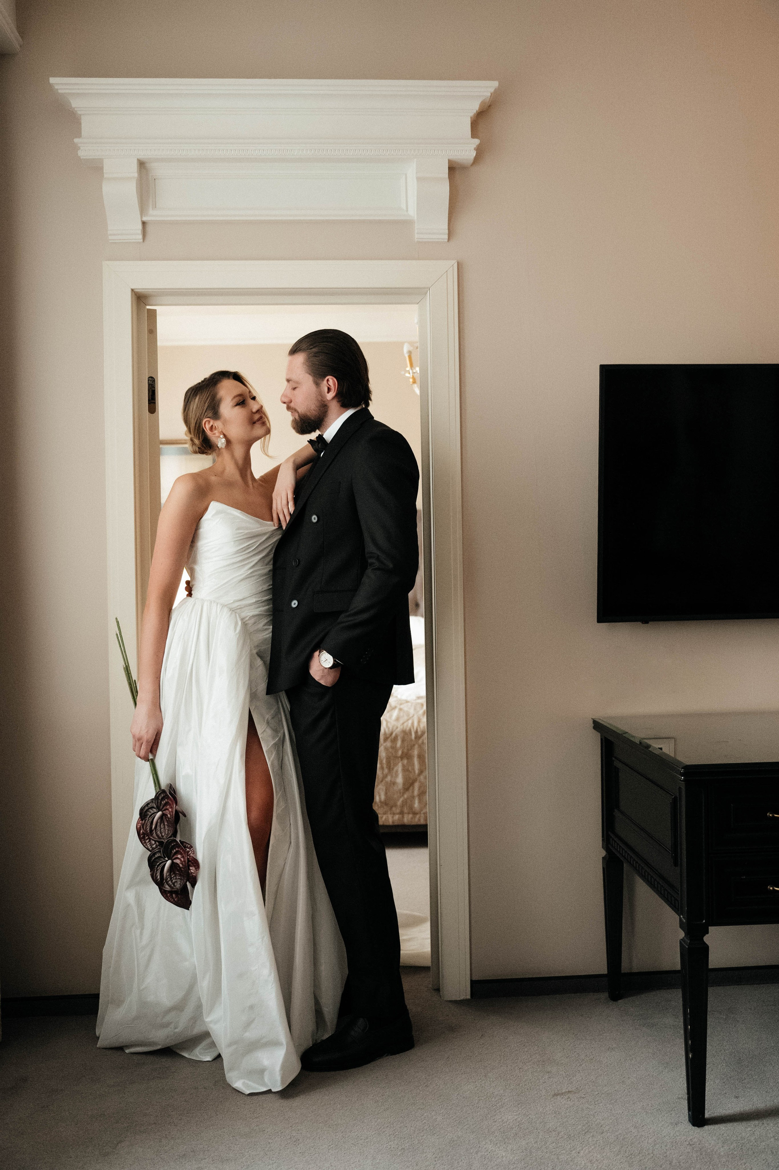 Алексей и Анастасия, творческая съемка в отеле Амбассадор. Свадебный фотограф Москва Александра Аверкова