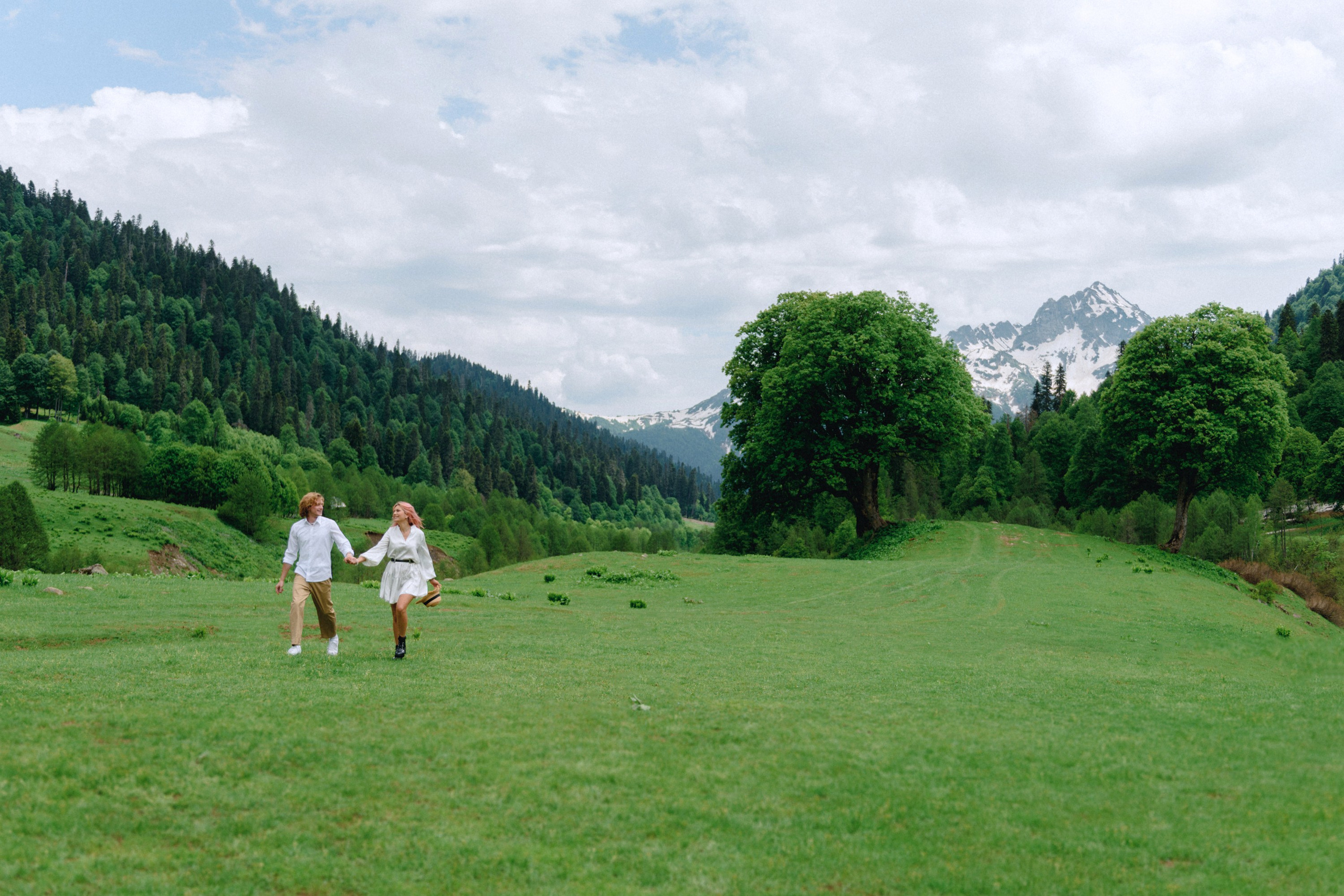 Alpine meadows phototour|The Italian Dolomites Love Story photoshoot. Fedor Lemeshko — Destination Wedding and Family Lifestyle photographer