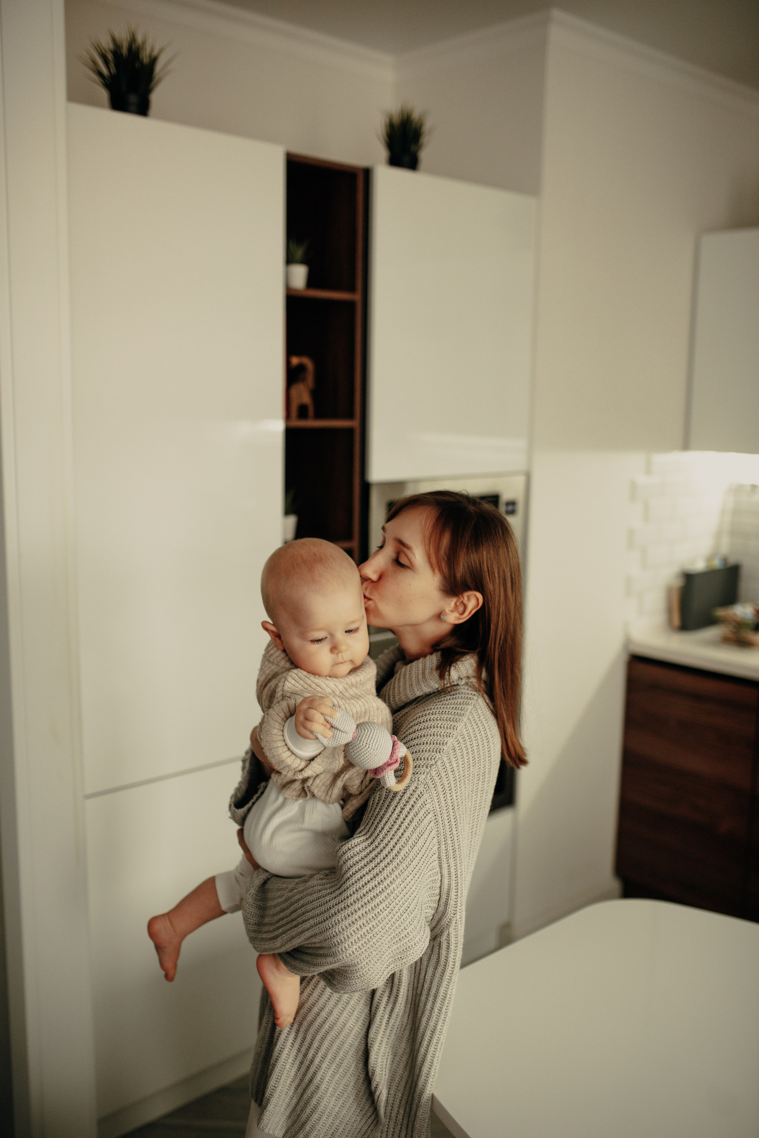 Домашняя семейная история: Василисе 10 месяцев. Семейная фотосессия Бутово Москва фотограф Алина Морщагина