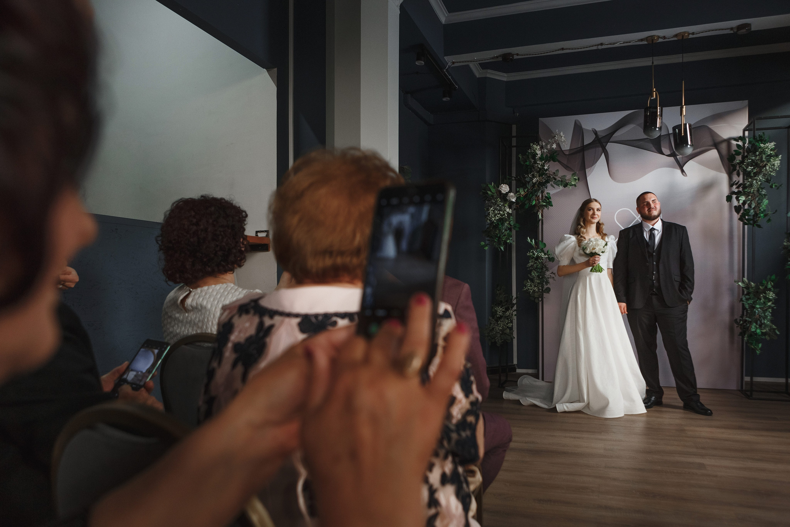 Свадебная фотосессия Саши и Насти в ресторане Чехов Сад, Таганрог. Свадебный и семейный фотограф в Таганроге Бакарюк Антон