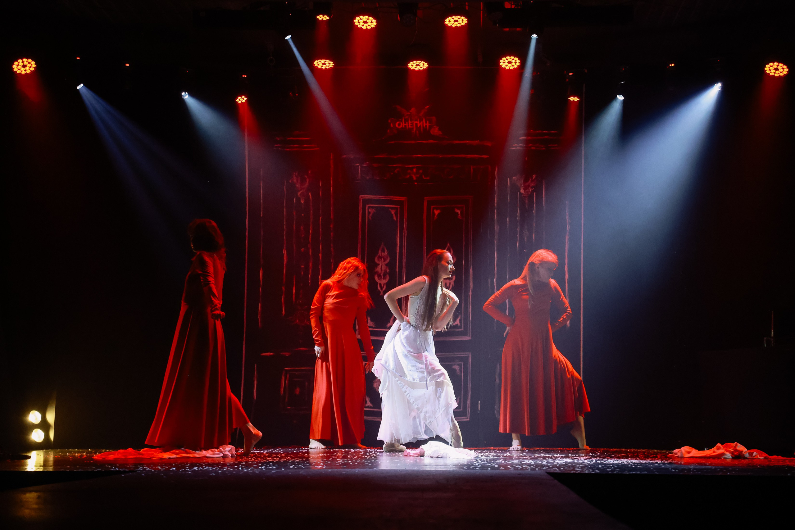 Пластический спектакль Онегин _ IVEX. Фотограф Юлия Мальцева