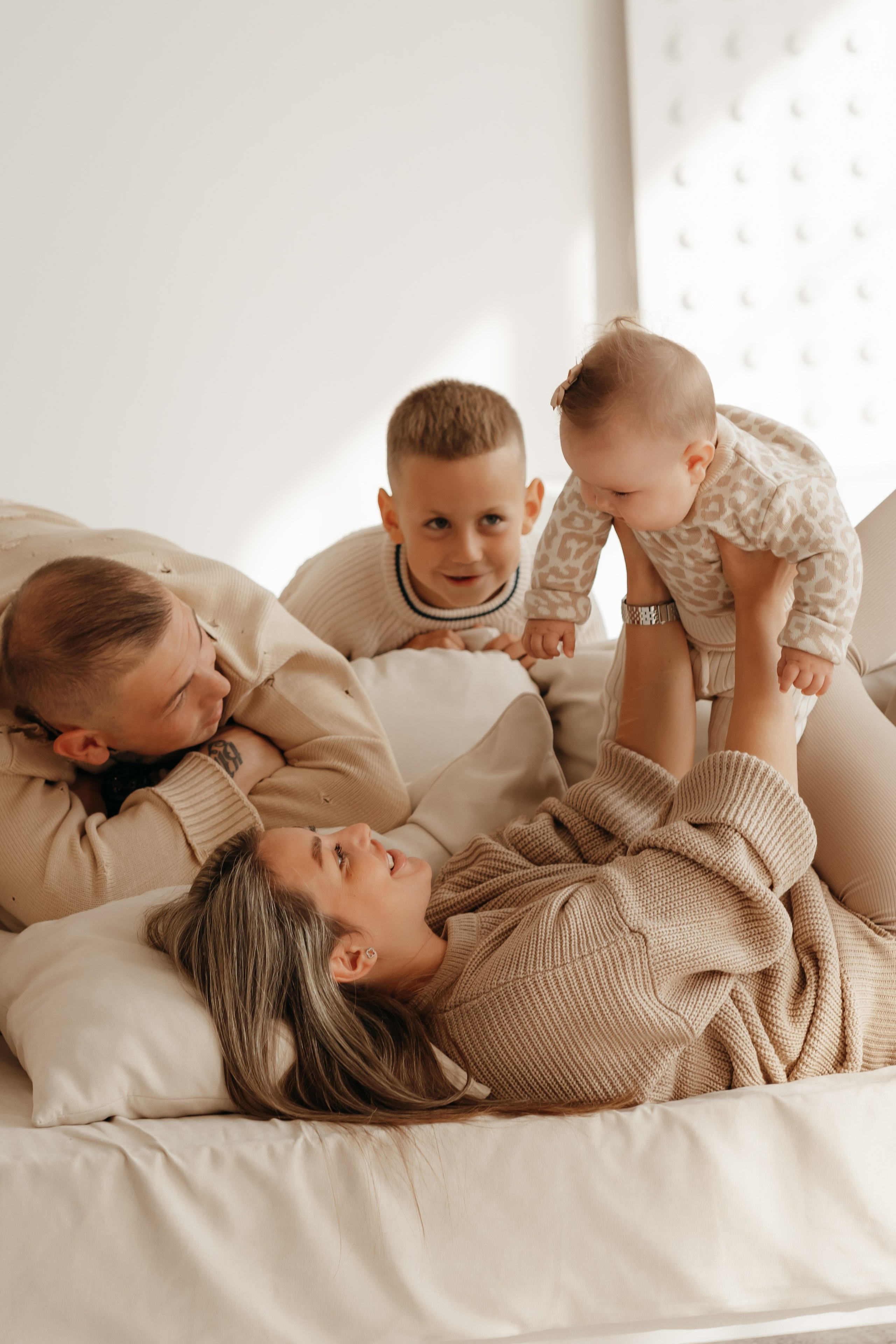 Семейная и детская фотосъемка в студии в Архангельске. Портретный и свадебный фотограф в Архангельске Елизавета Стрекаловская