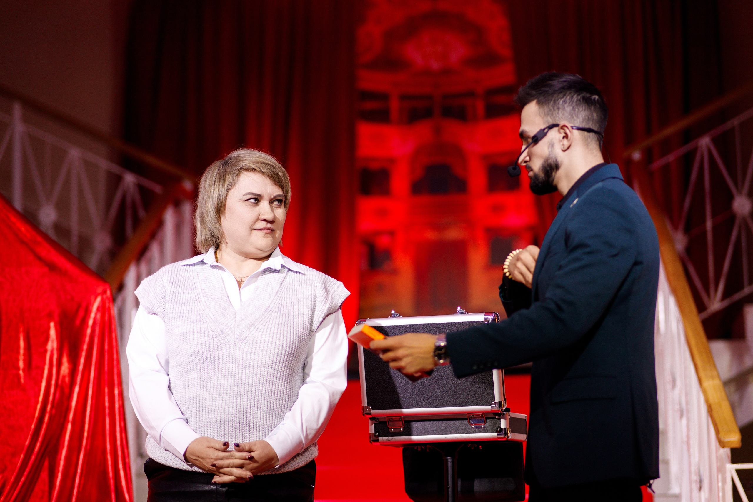 Награждение победителя конкурса «Учитель Года» г. Горнозаводск. Фотограф Дмитрий Молчанов | Фотограф Пермь | Фотограф