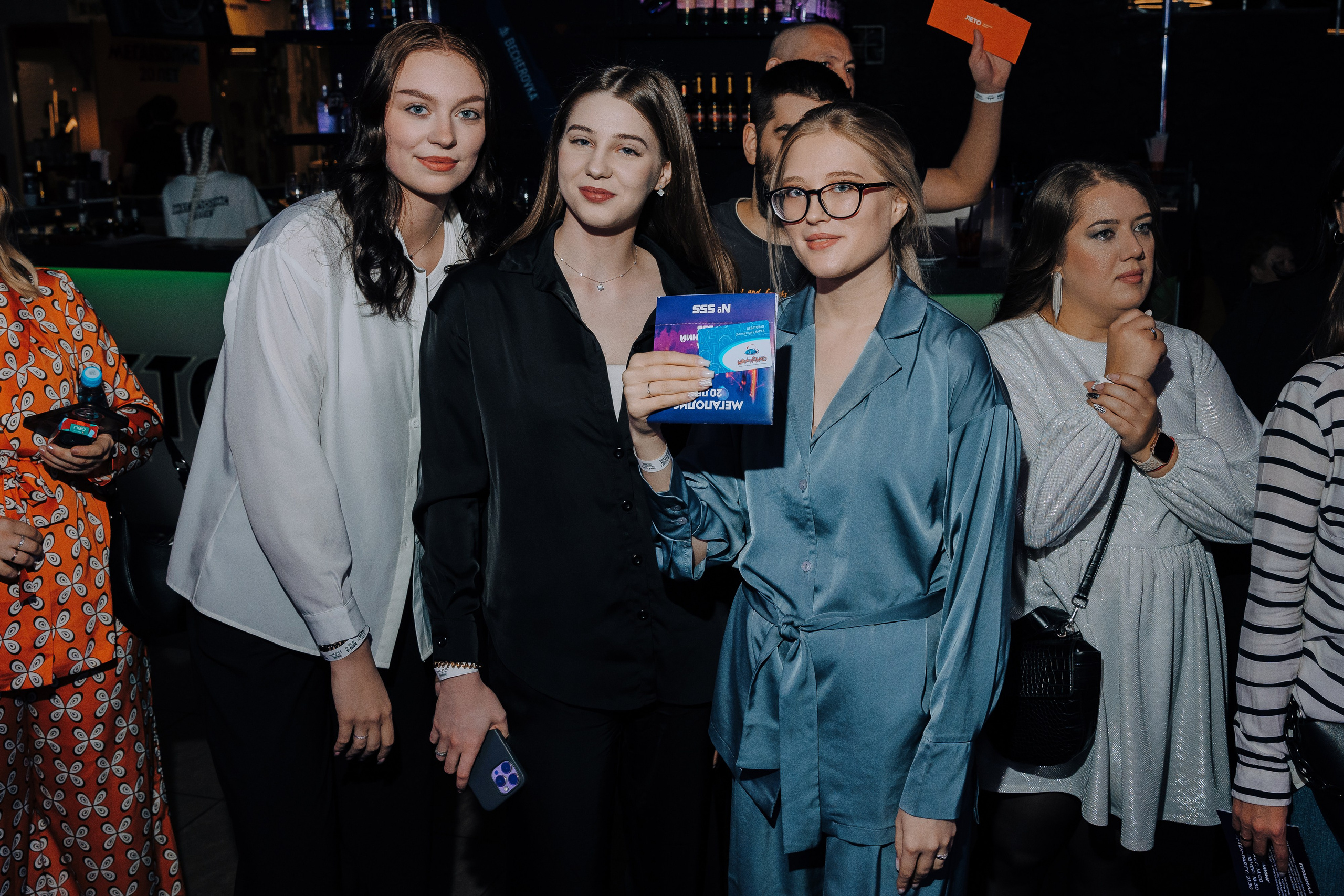 20 ЛЕТ МЕГАПОЛИС ЧЕЛЯБИНСК ХЕДЛАЙНЕР ЕЛКА. Репортажный фотограф Зуев Роман г. Челябинск