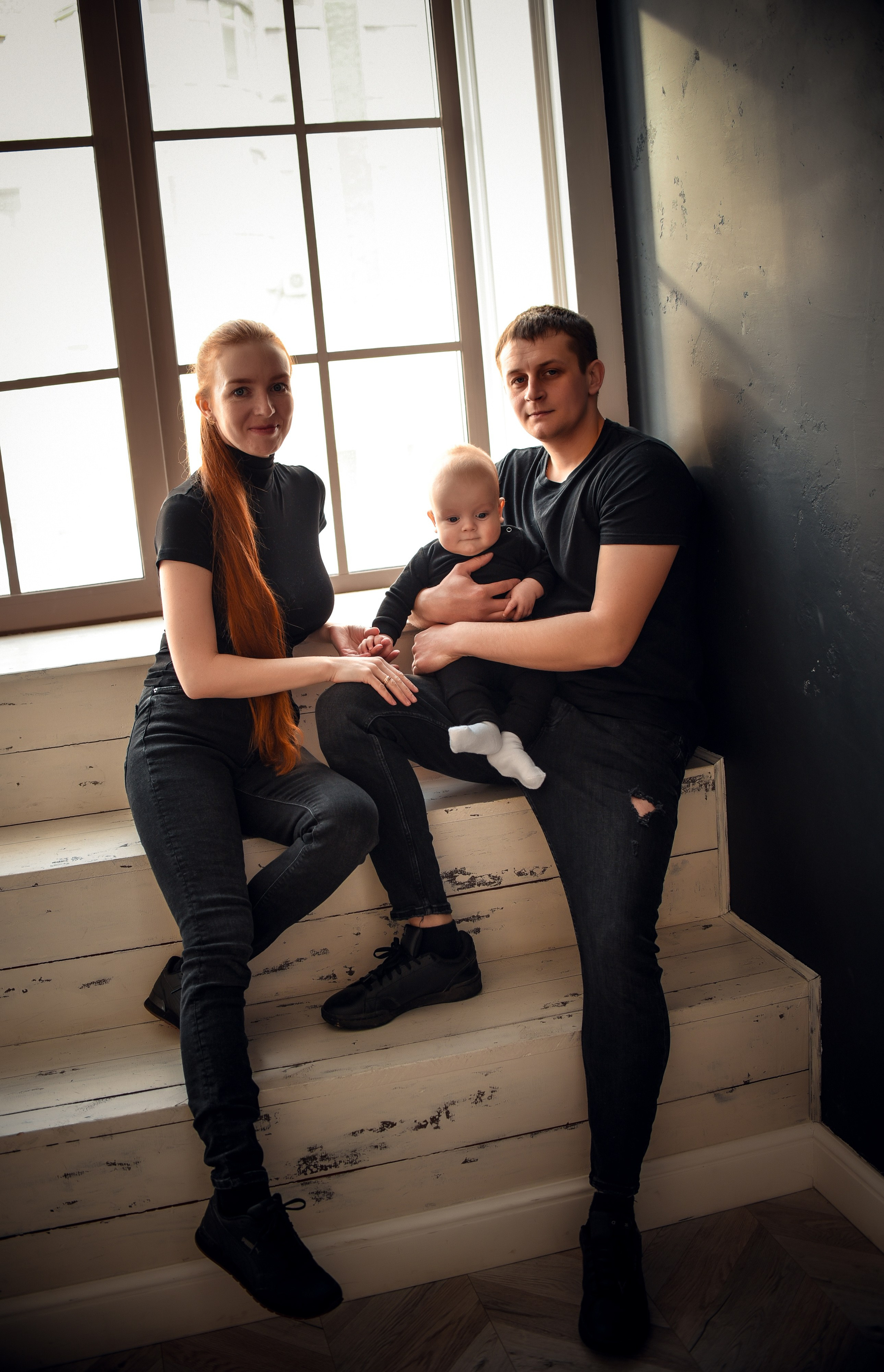 Семейная студийная фотосессия 3. Свадебный, семейный, детский, контент фотограф в Омске Максим Ильин