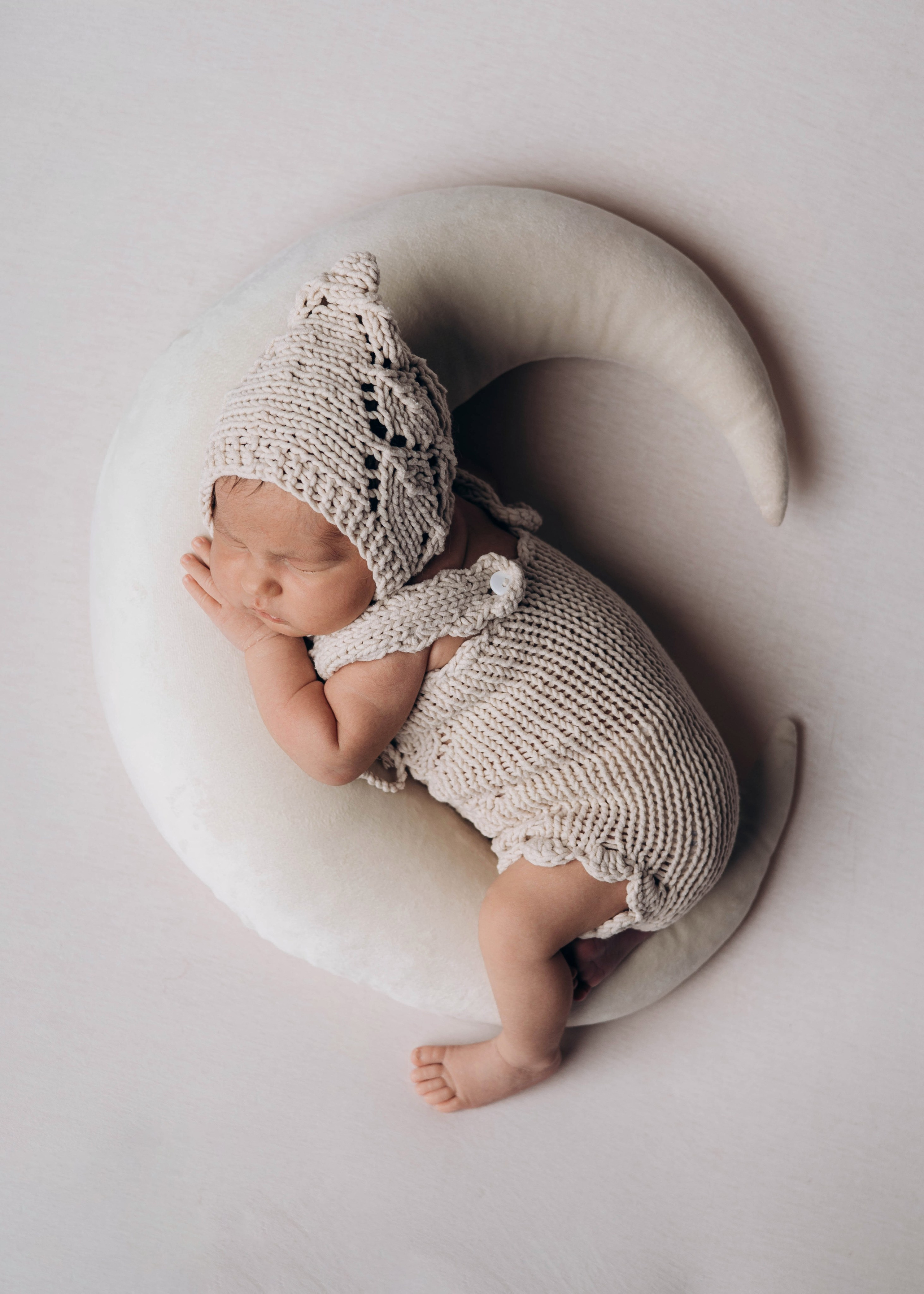 НОВОРОЖДЕННЫЕ МАЛЫШИ. Фотосессия новорожденных в Москве и Московской области