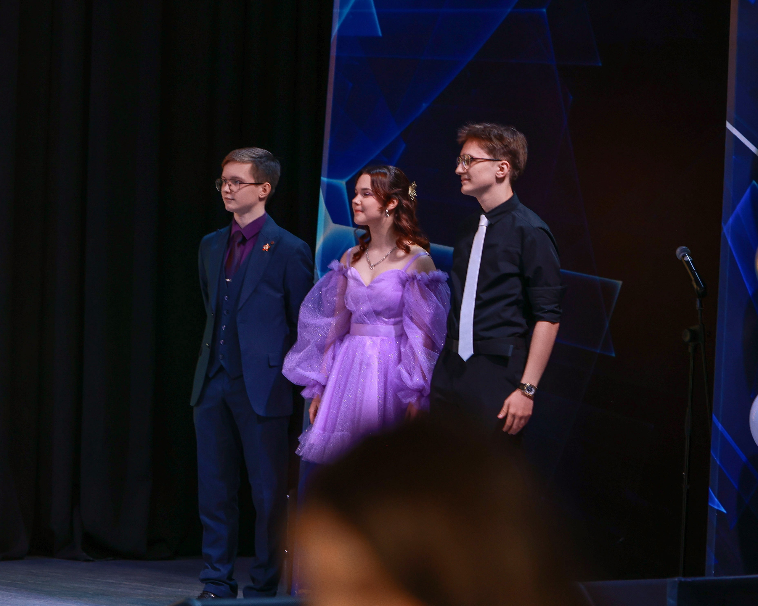 Вручение аттестатов 11 класс в Домодедовский лицей № 3. Выпускные альбомы и школьный фотограф в Подольске, Троицке, Щербинке, Москве и Московской области