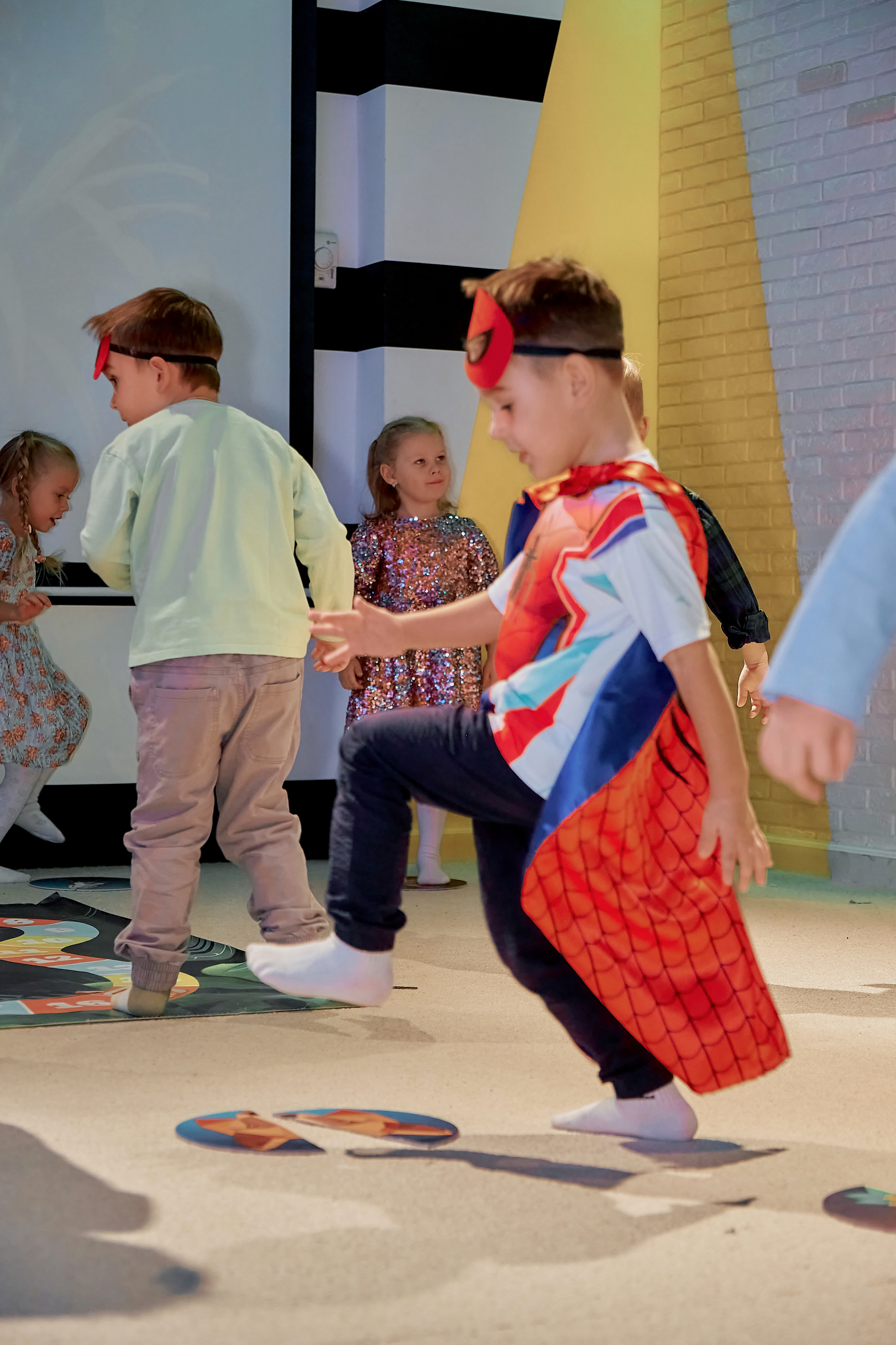 PARTY. Фотограф в Екатеринбурге Наталия Нарышкина, бизнес контент, танец