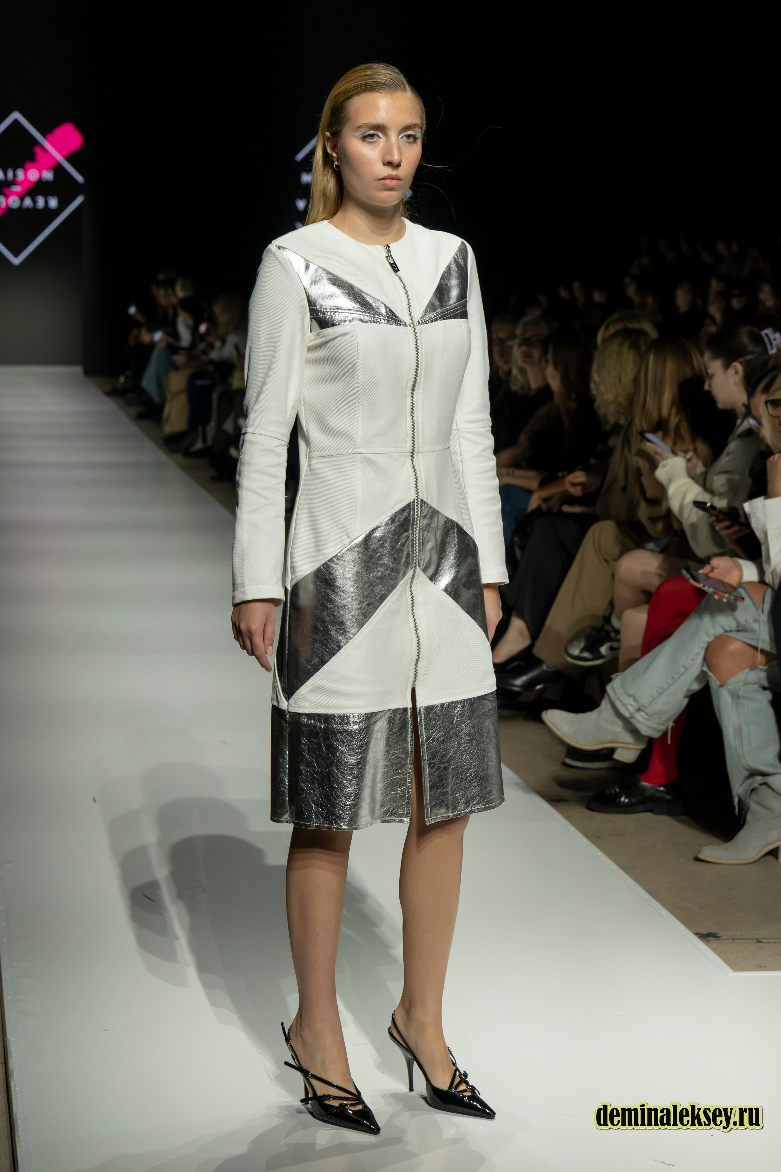 Московская неделя моды 2024 4 октября дизайнер MAISON REVOLTA Бразилия. Репортажный, семейный и студийный фотограф в Москве Демин Алексей