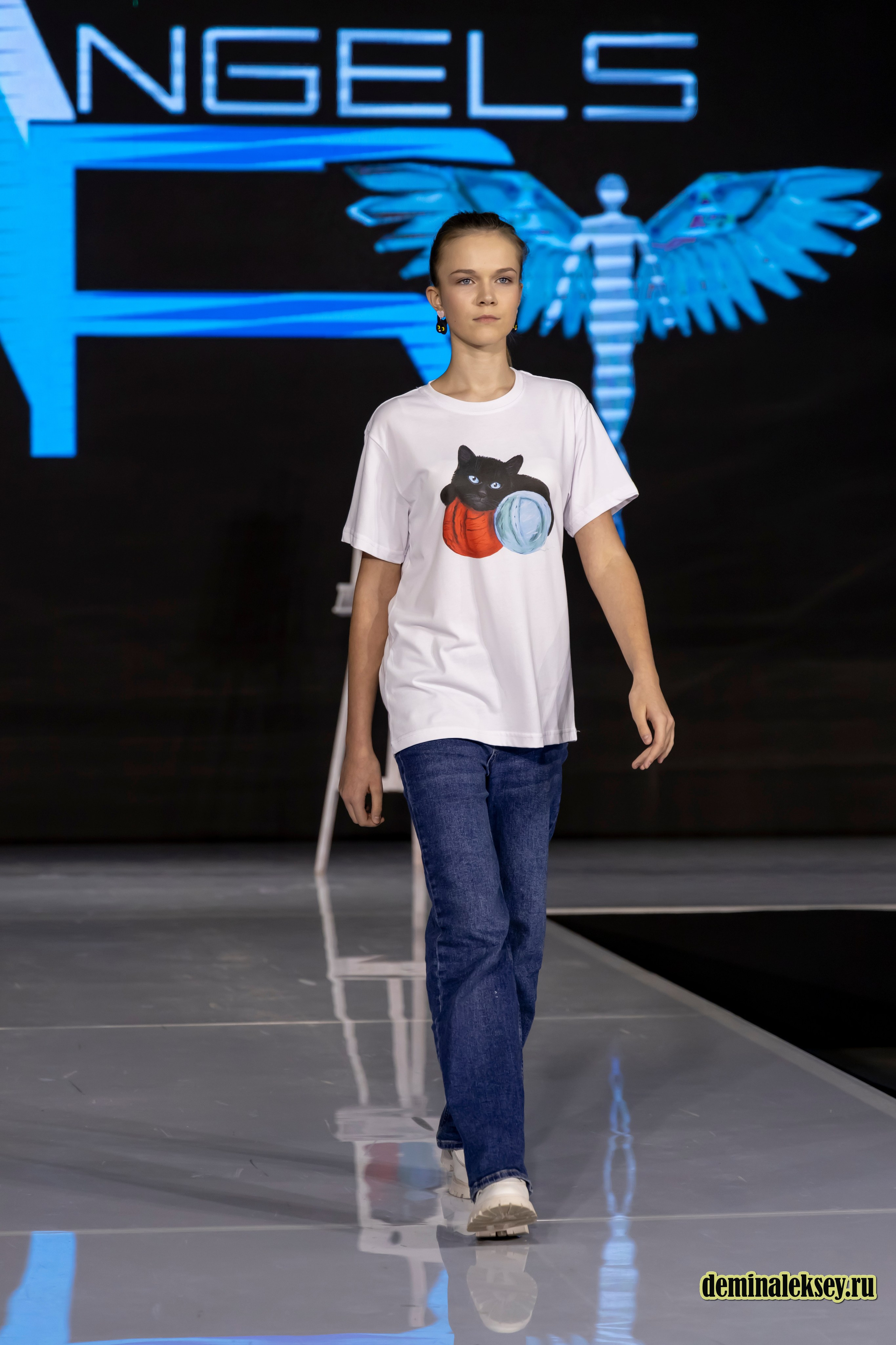 Бренд AngelsArt 31 января 2025 гостиный двор, выставка Уникальная Россия. Репортажный, семейный и студийный фотограф в Москве Демин Алексей