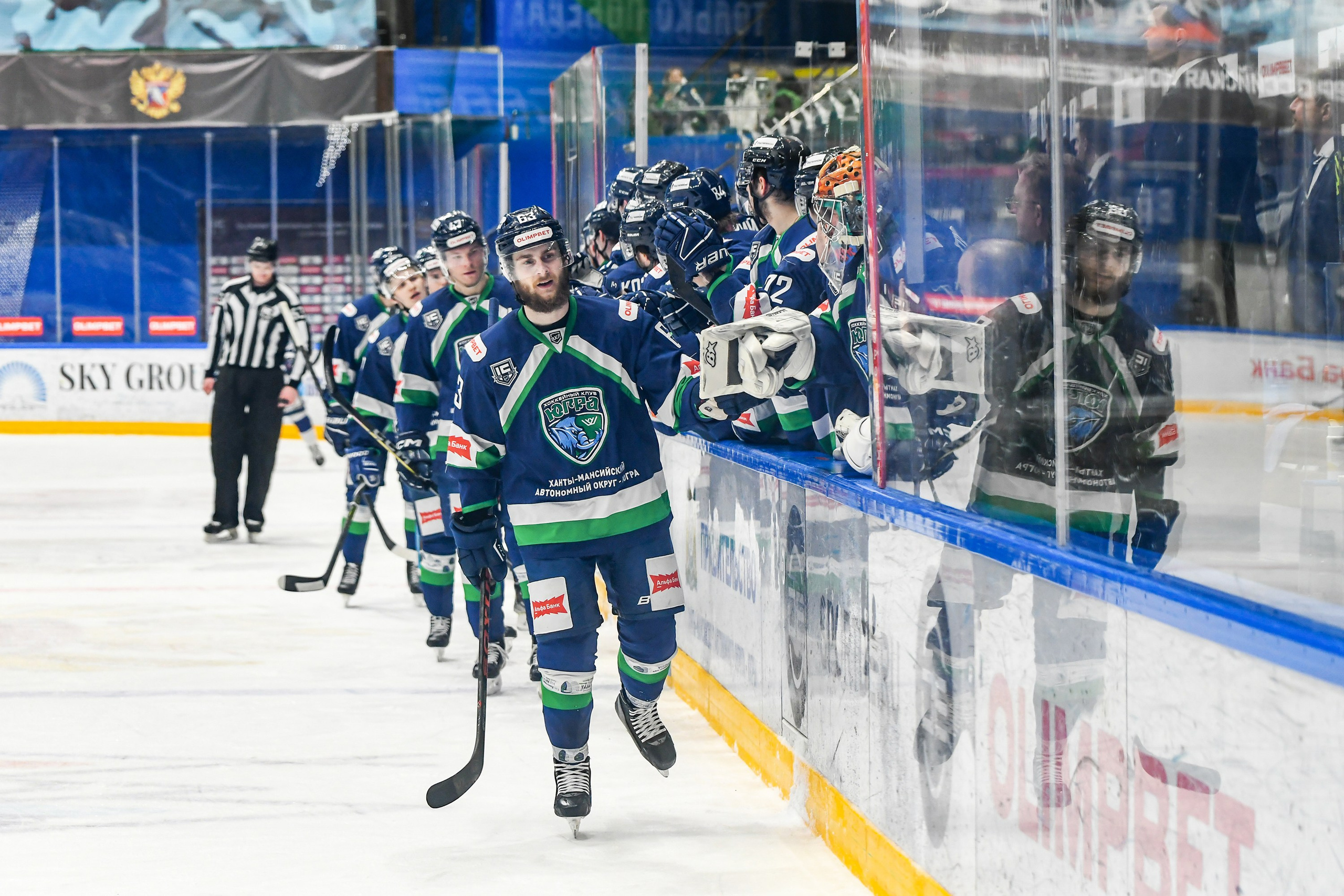 Матчи регулярного чемпионата ВХЛ. Фотограф в Ханты-Мансийске Евгений Жуланов