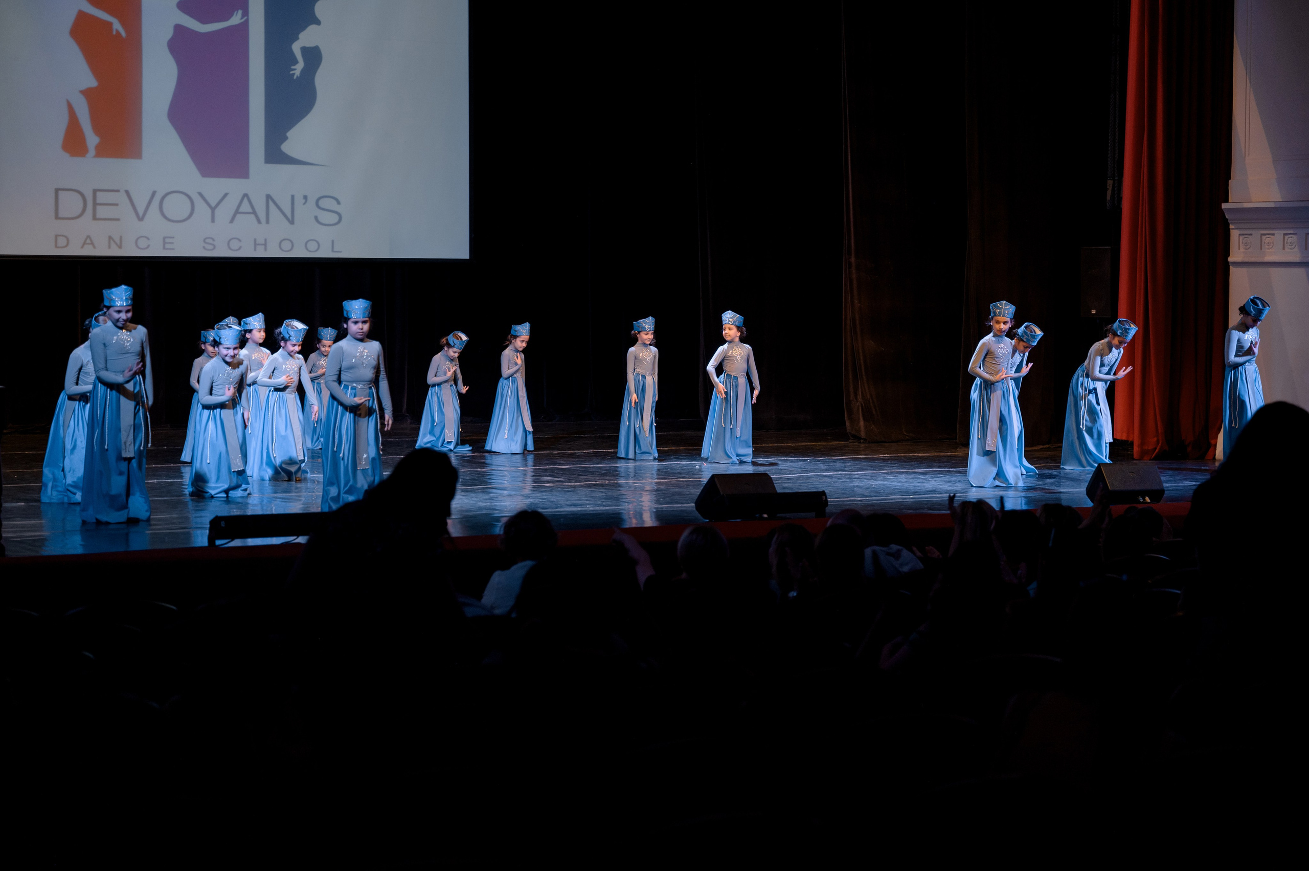 Театр. Главная