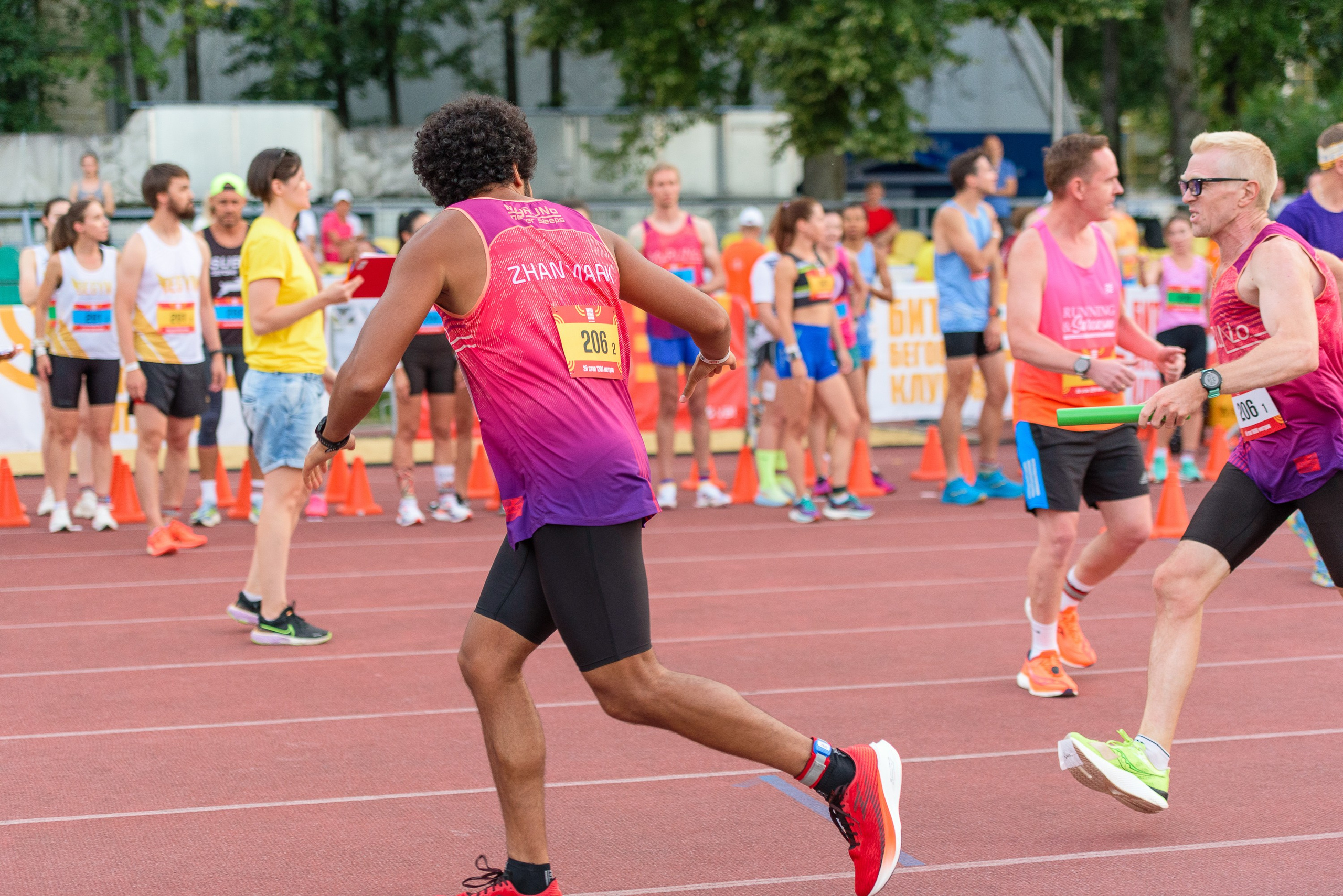 Битва беговых клубов. Репортажный фотограф Сергей Квартальнов