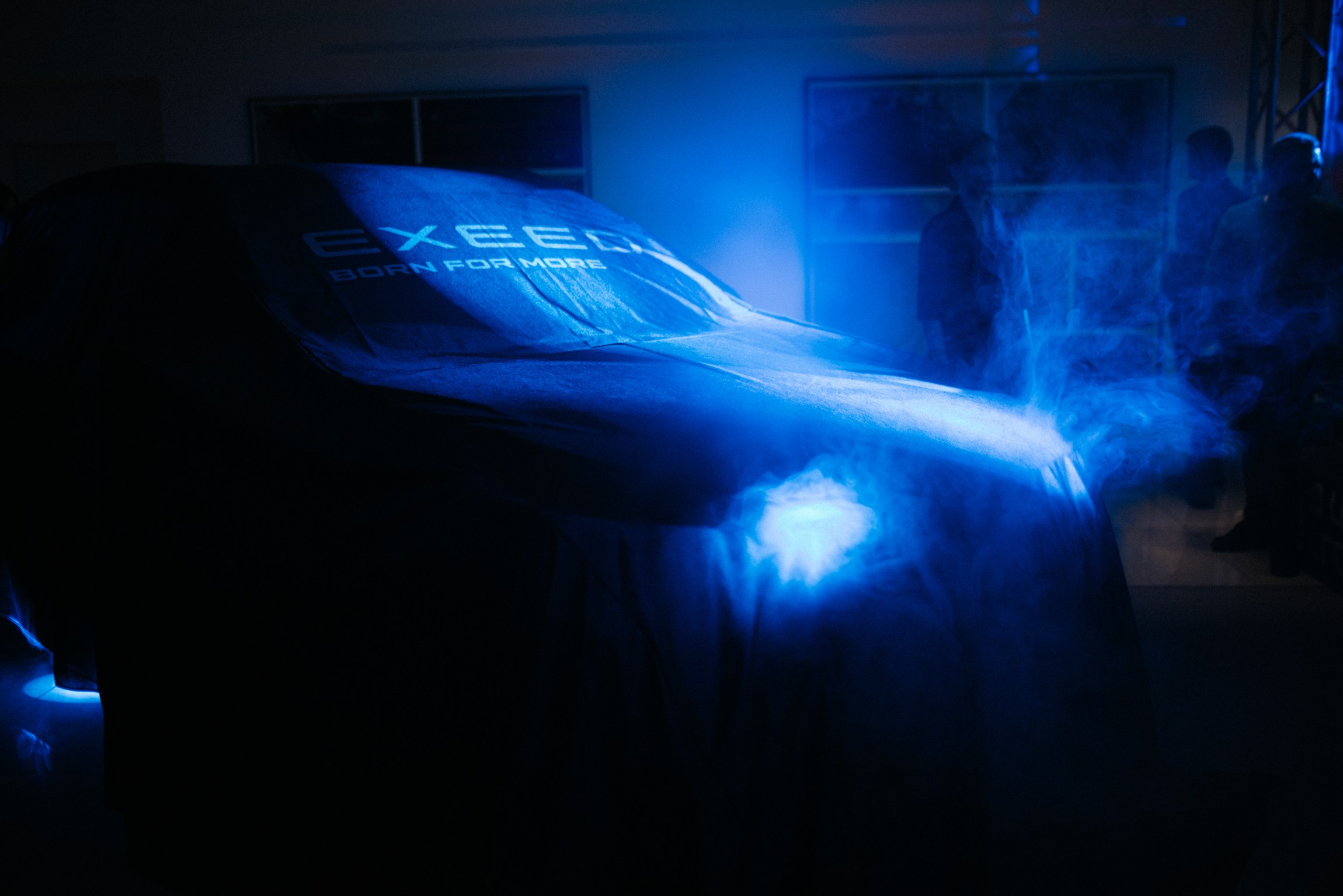 Открытие автосалона Exeed. Портретный и репортажной фотограф Алексей Волков. Москва, Оренбург