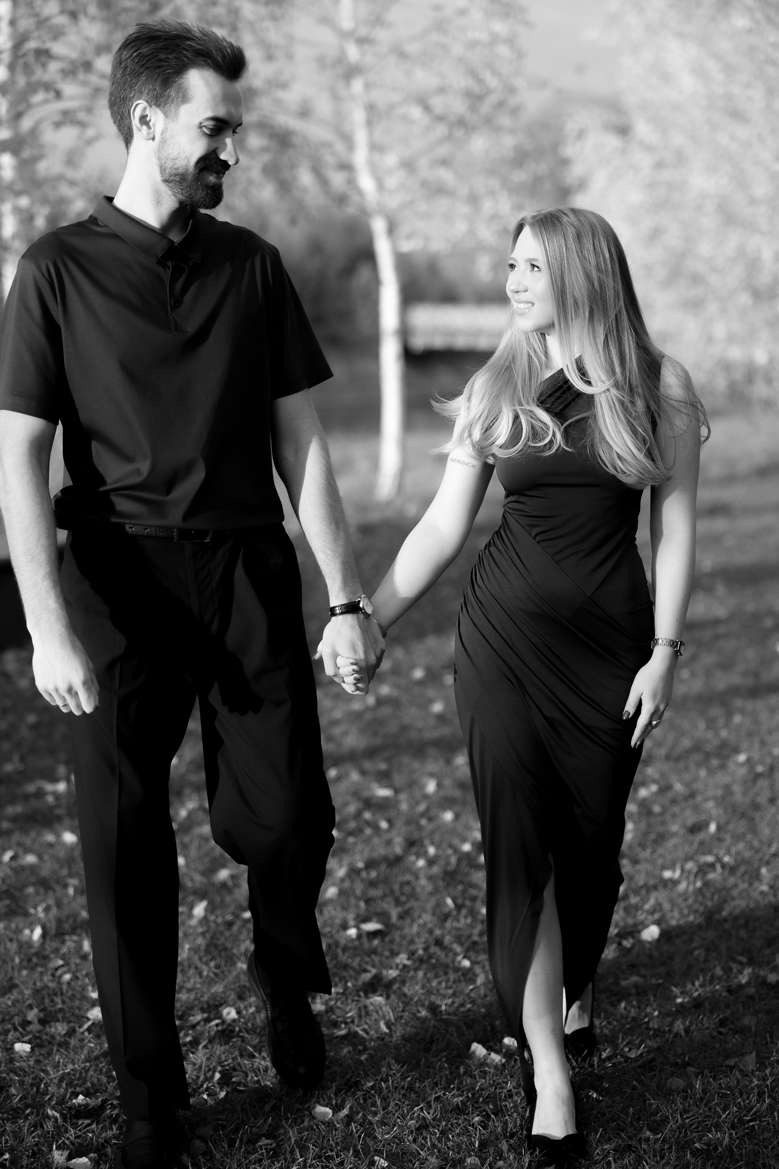 Таня и Тимур, утренние сборы в квартире и свадебный ужин. Фотограф любви в городе Казань