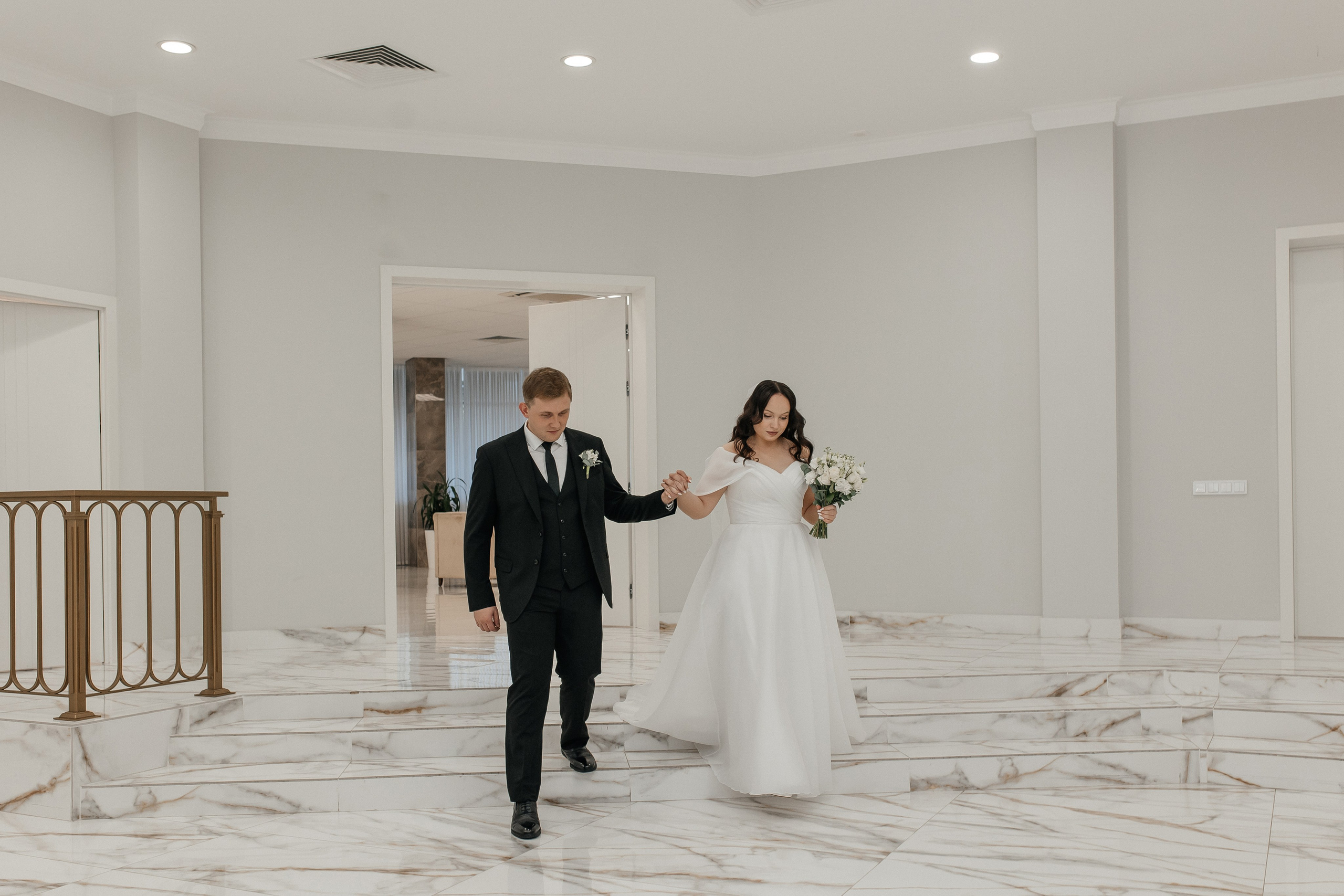 Регистрация брака в Шипиловском Дворце бракосочетания. Свадебный фотограф в Москве Дарья Олендарёва