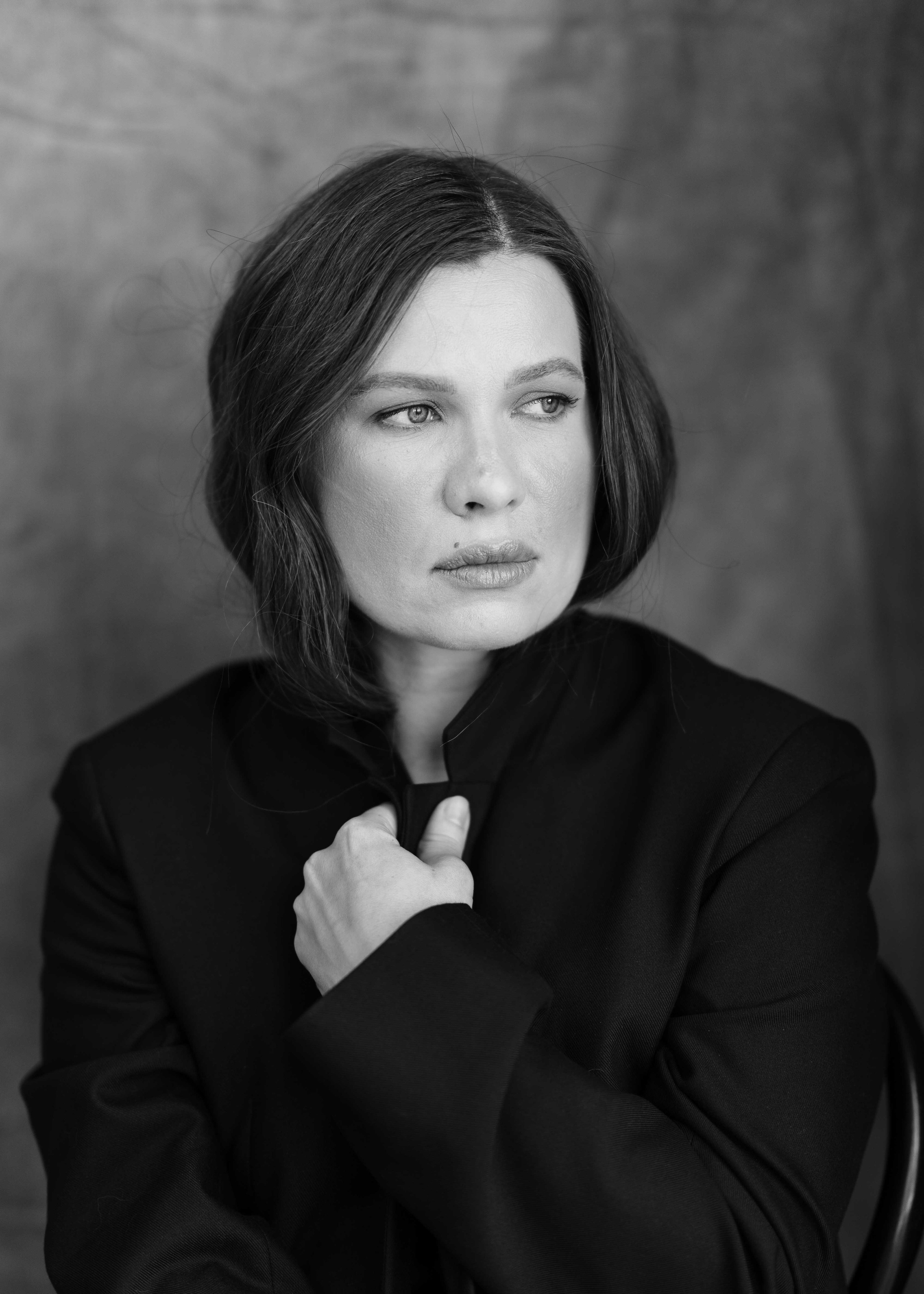 Женский портрет 35+. Женский портретный фотограф 35+ Воронеж. Добро пожаловать в магию ЧБ портрета