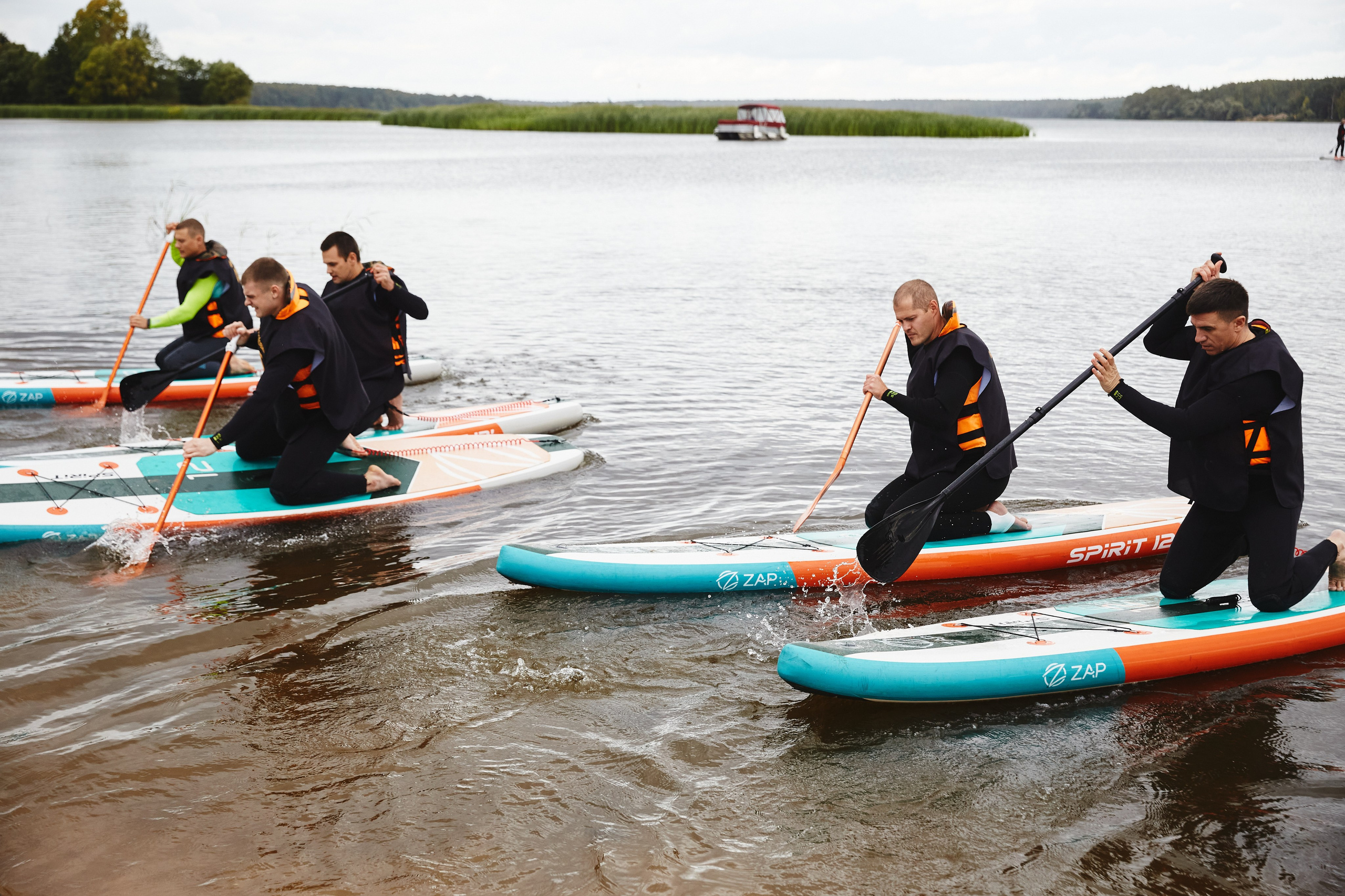 Фотограф на тимбилдинг: спортивное командообразование за городом. КонТайм: профессиональная съемка для организаций