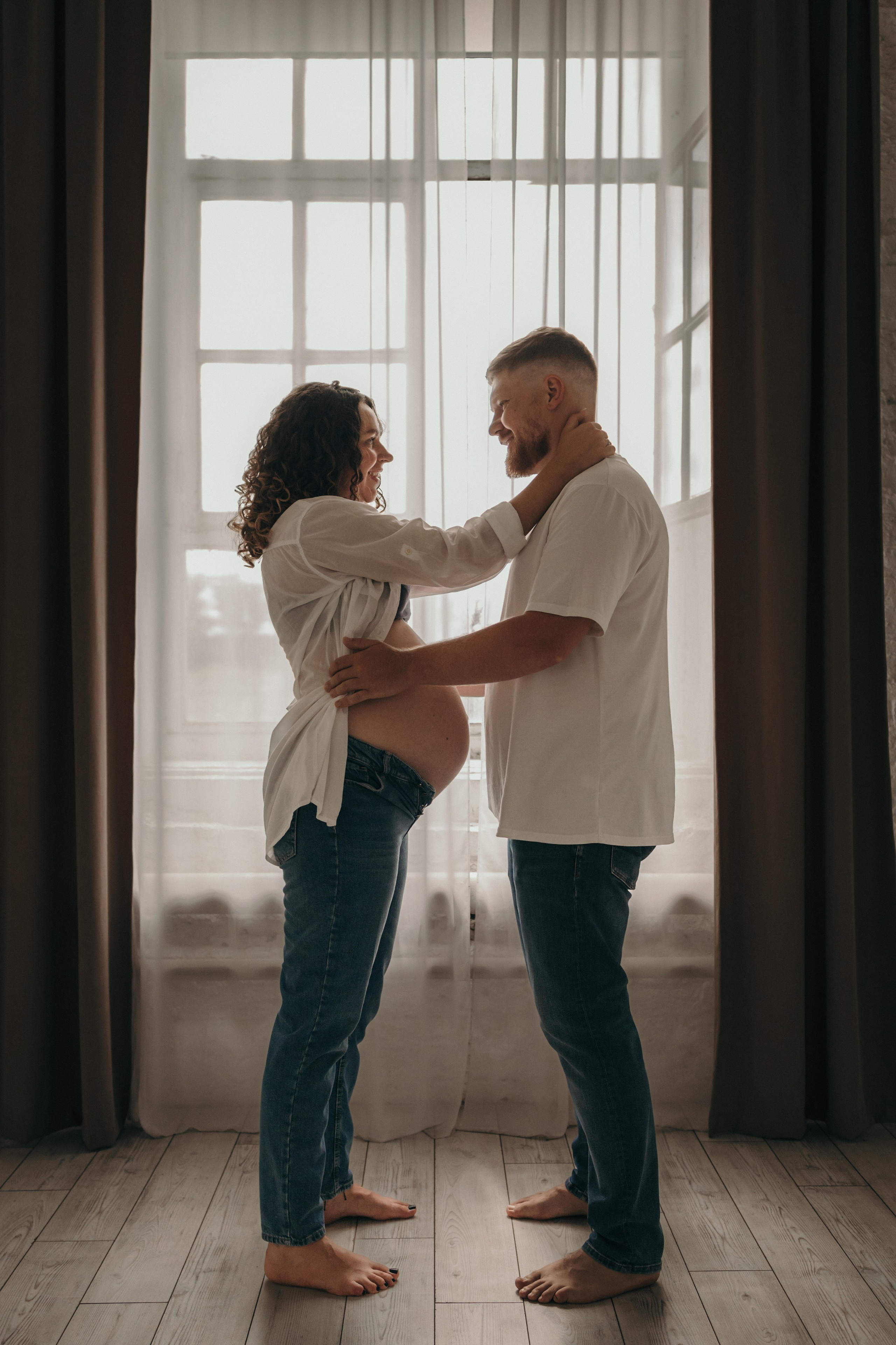 Фотосессия беременности в студии в Балашихе для Надюши и Романа. Семейный фотограф в Москве, Щелково, Фрязино _ Виктория Степанова