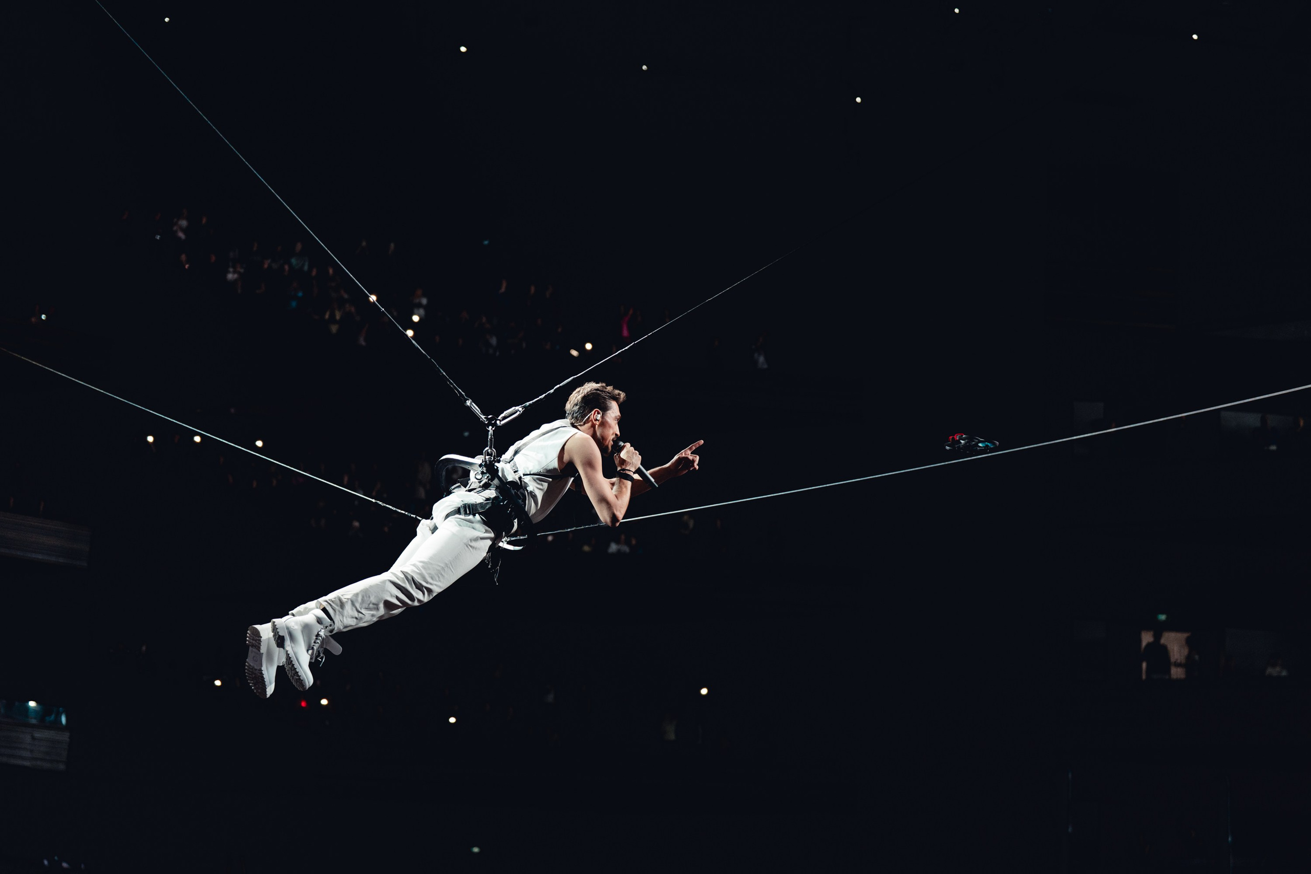 Дима Билан. Магия музыки в кадре: Концертная Фотография