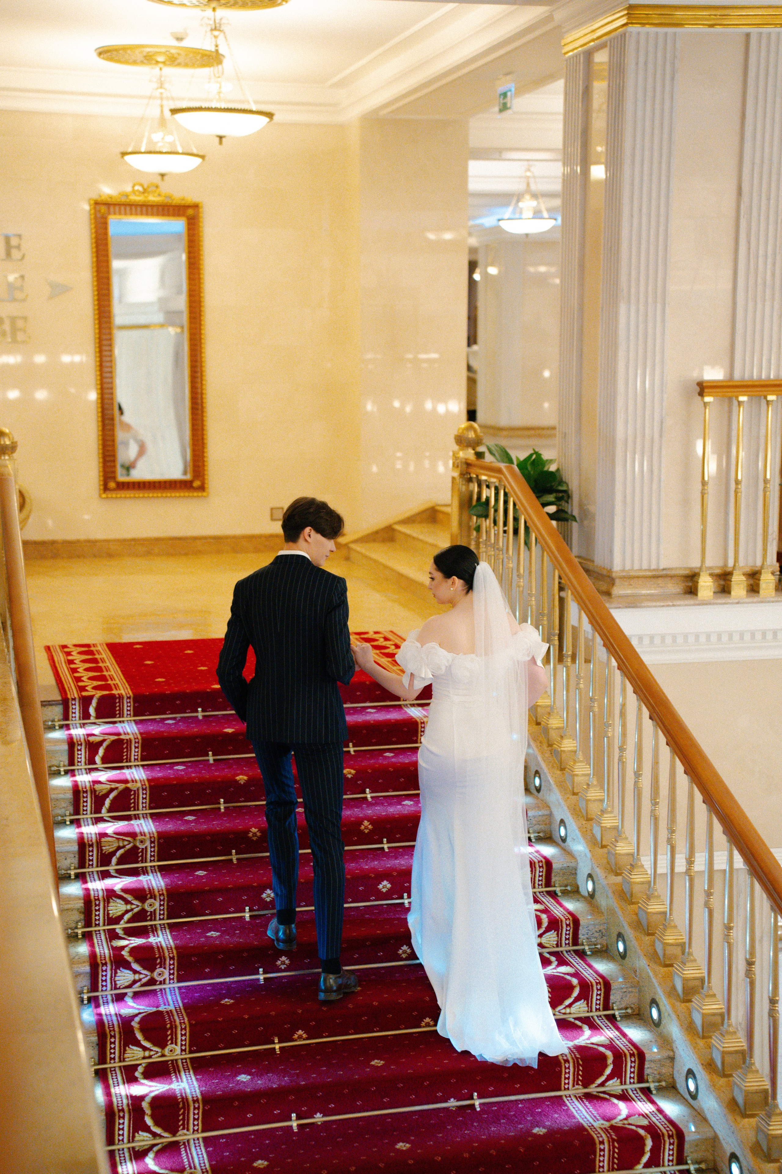 Свадебная фотосессия в гостинице Украина