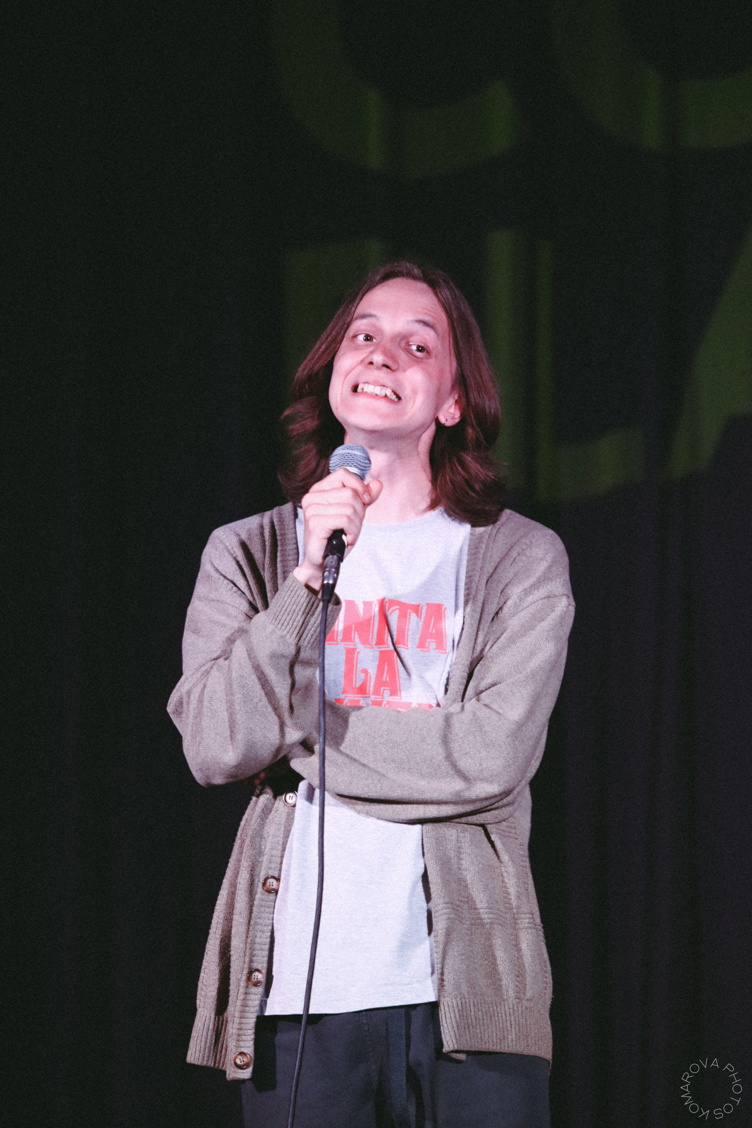 Stand up. Продавцы футболок