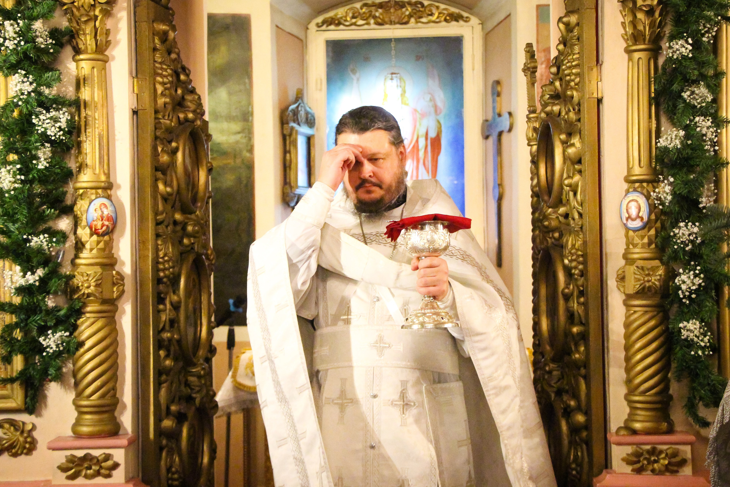 Рождественская литургия в храме Спаса Нерукотворного Образа. Мария Ткаченко. Документальная фотография