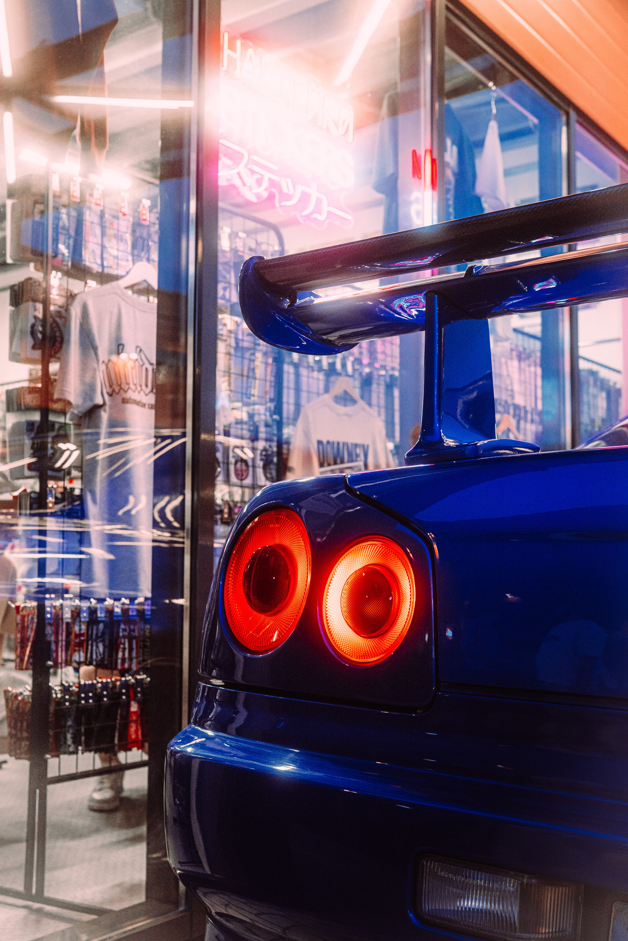 Downfly 9 июля 2025. DeLorein