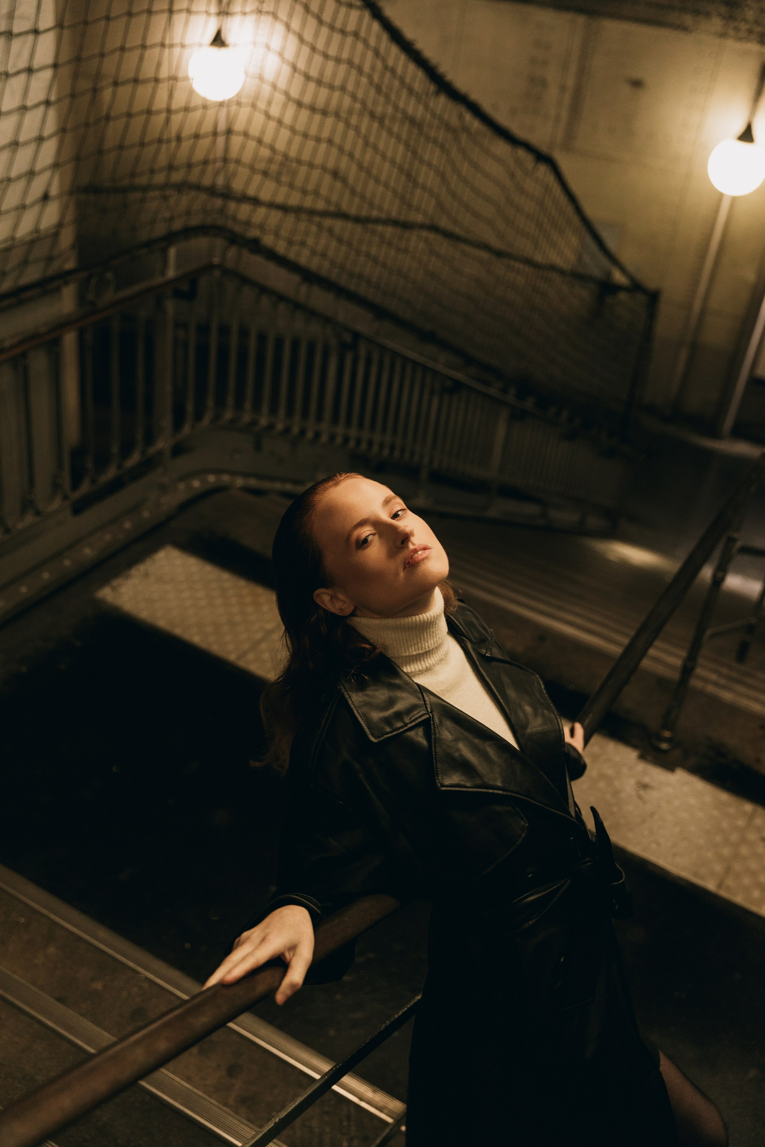 Femme fatale. Photographer in Paris