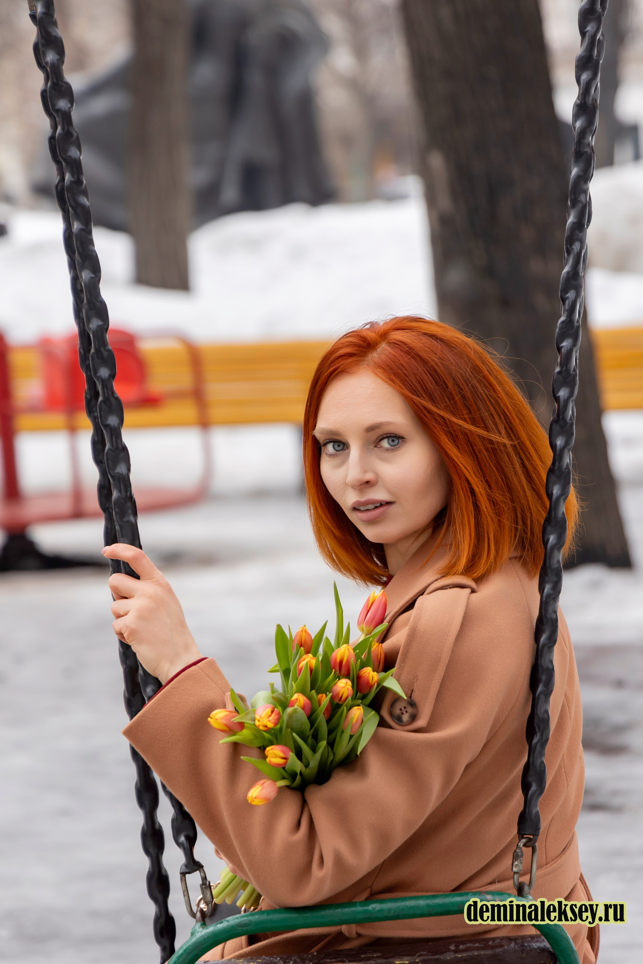 Весенняя фотопрогулка со Светланой на Патриарших прудах. Репортажный, семейный и студийный фотограф в Москве Демин Алексей