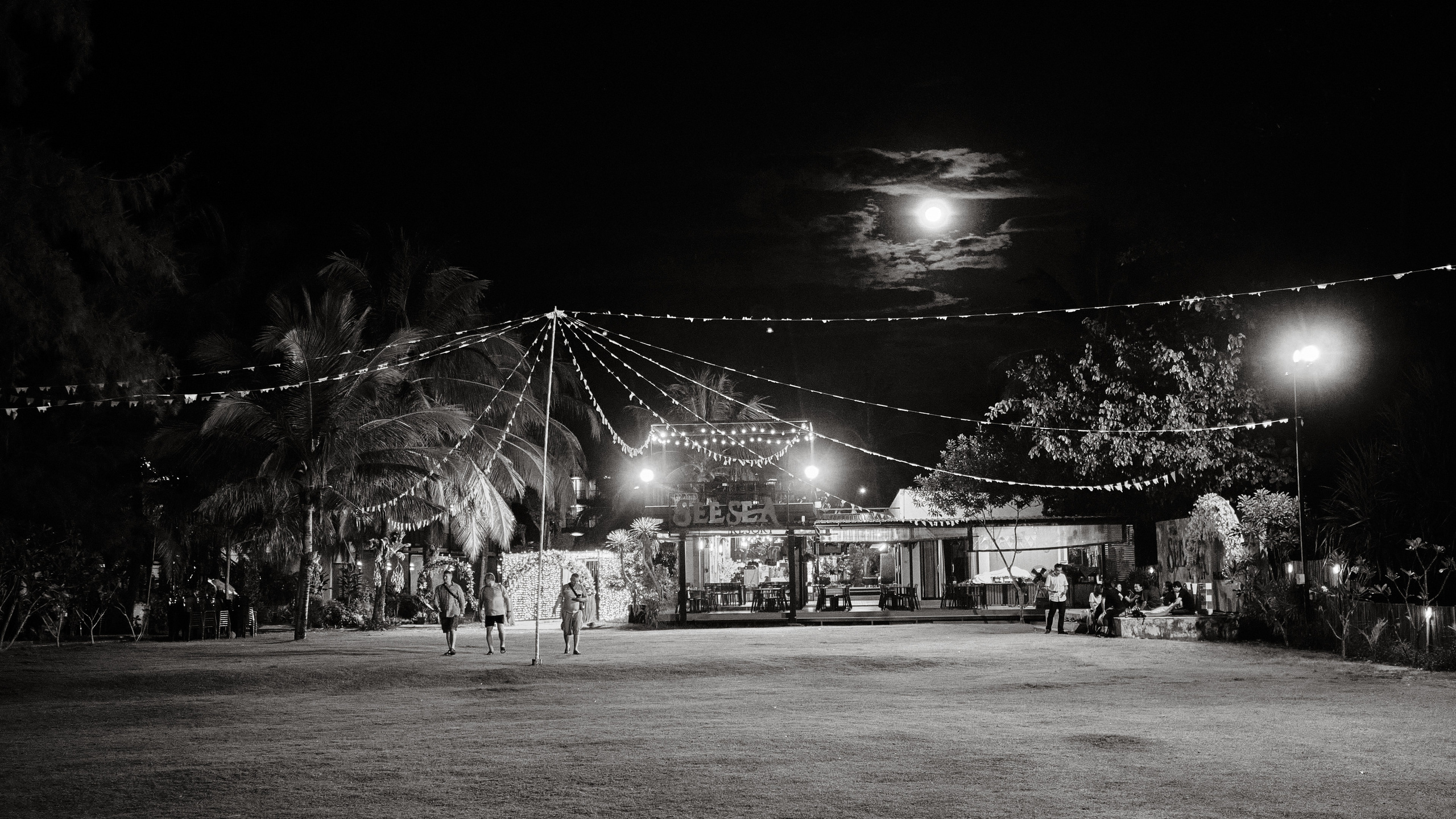 Серия чёрно-белых фотографий из Таиланда. Юрий Березнюк. Фотожурналистика