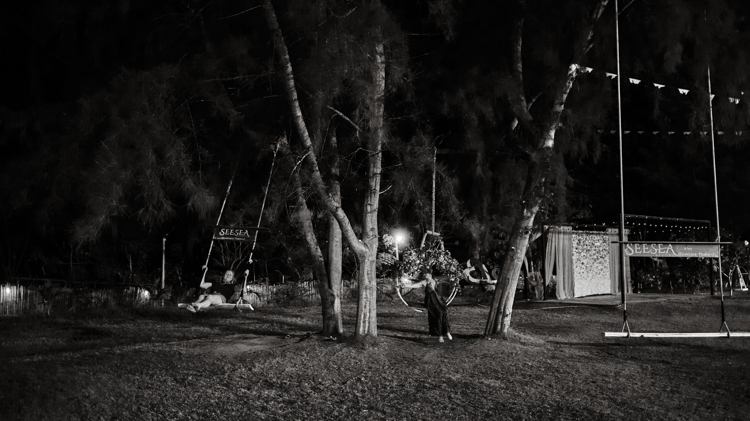 Серия чёрно-белых фотографий из Таиланда. Юрий Березнюк. Фотожурналистика